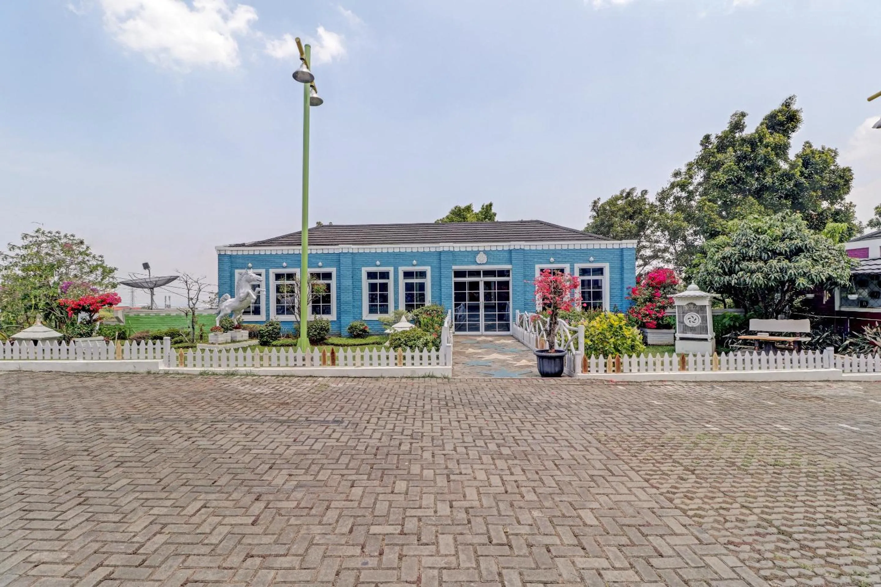 Property building in Collection O 90617 Rumah Oma Opa Syariah