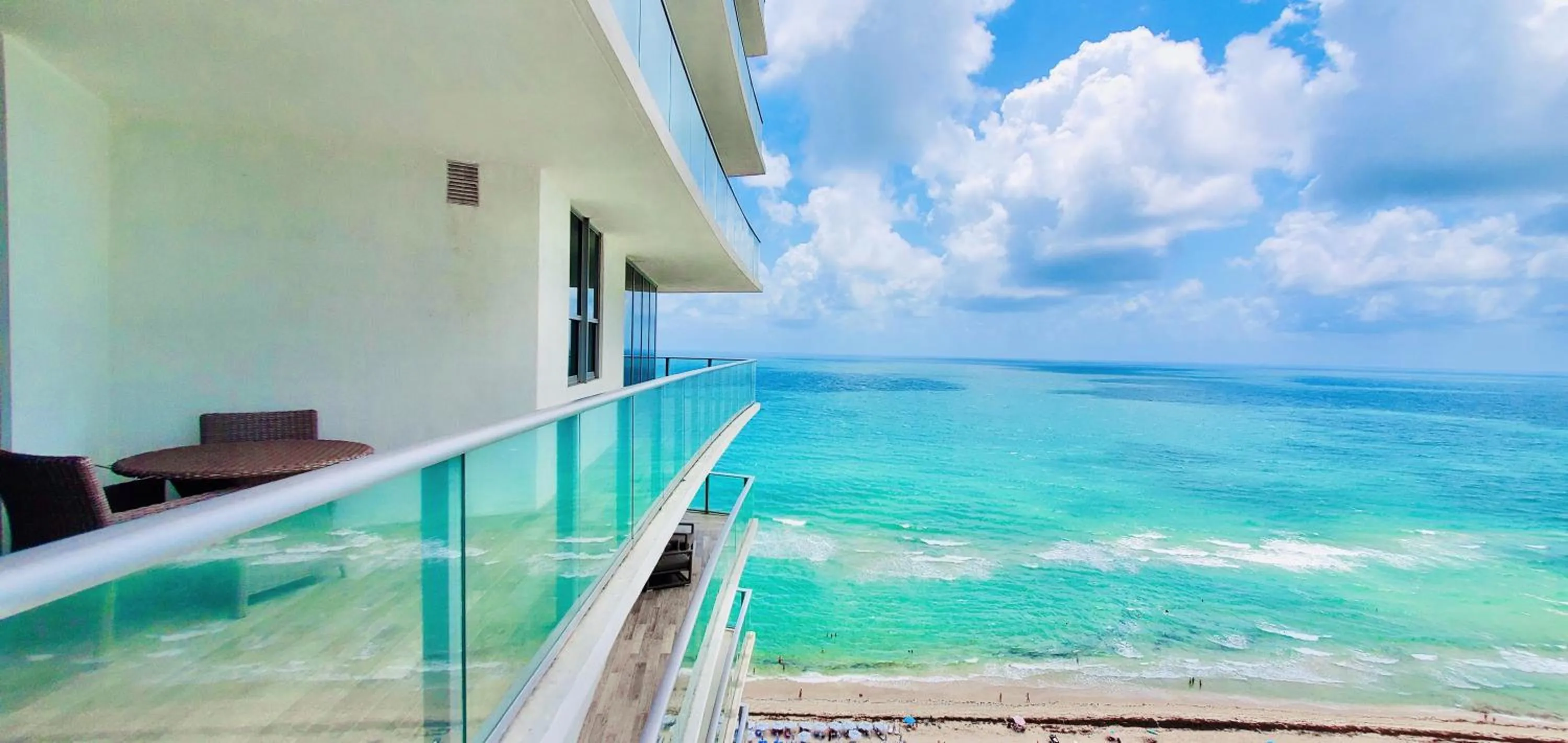 Balcony/Terrace in Million Dollar View at Hyde Resort And Residences