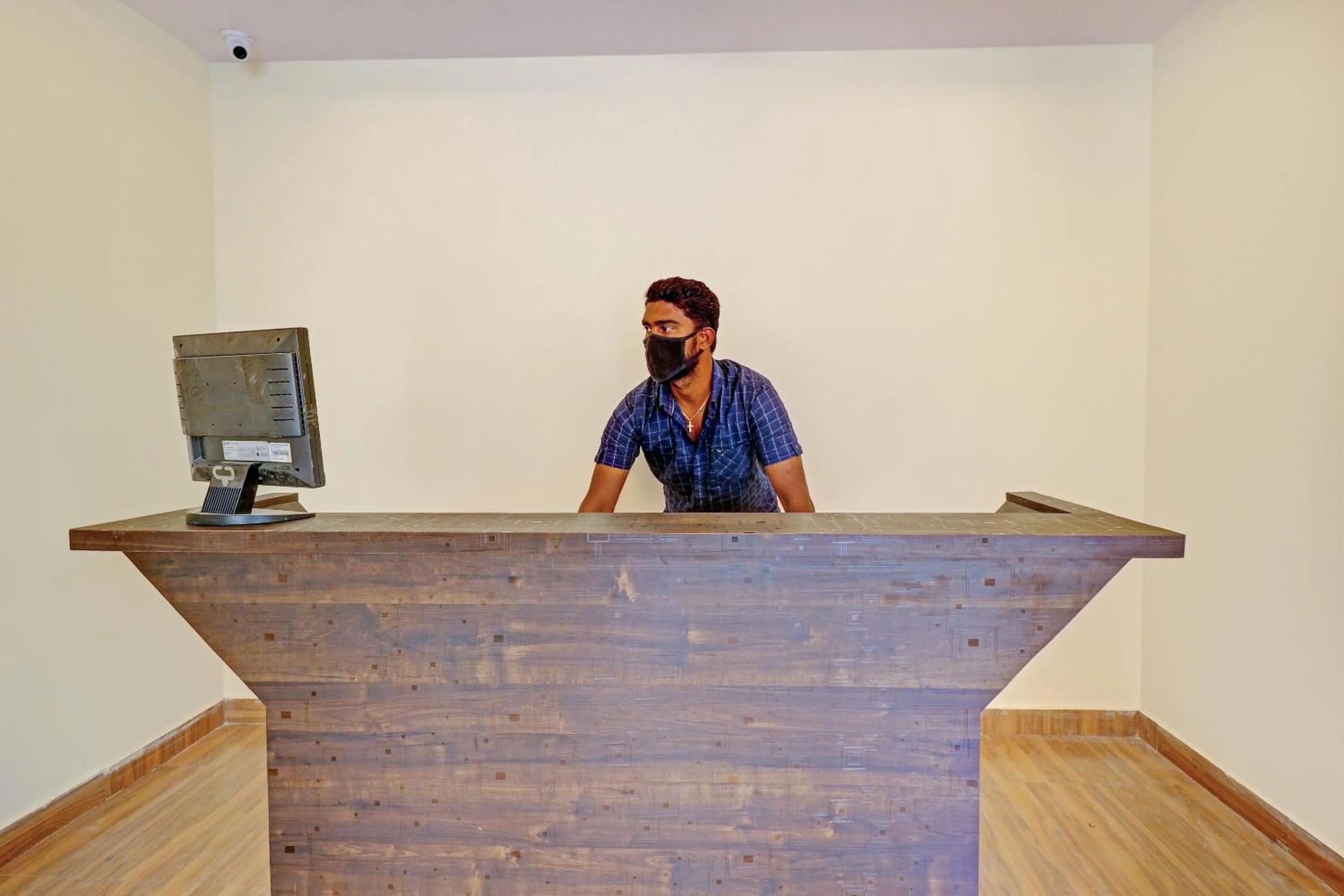 Lobby or reception in Hotel O by OYO Abhi's R Square