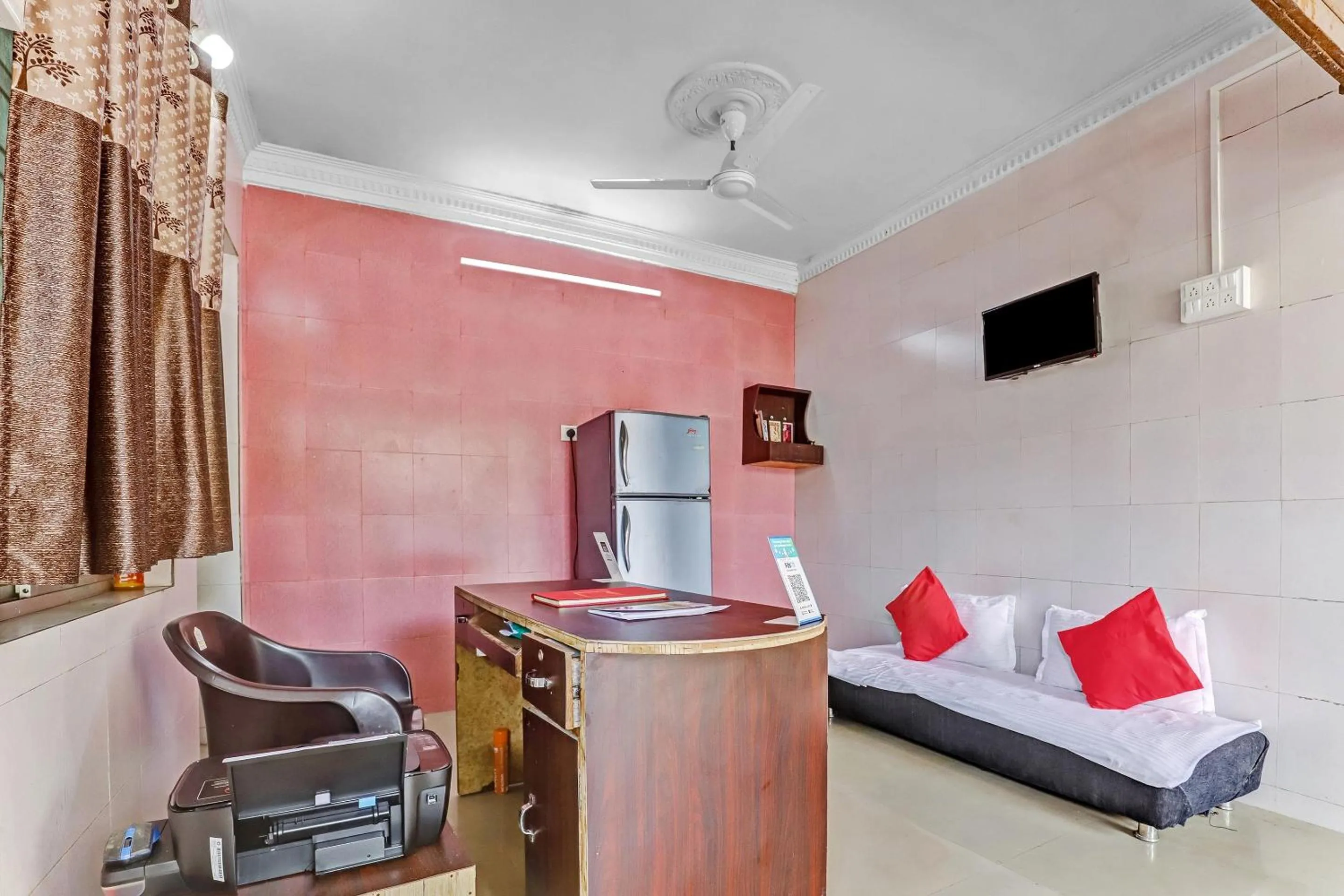 Lobby or reception in Hotel O Chintamani Inn Service Apartment