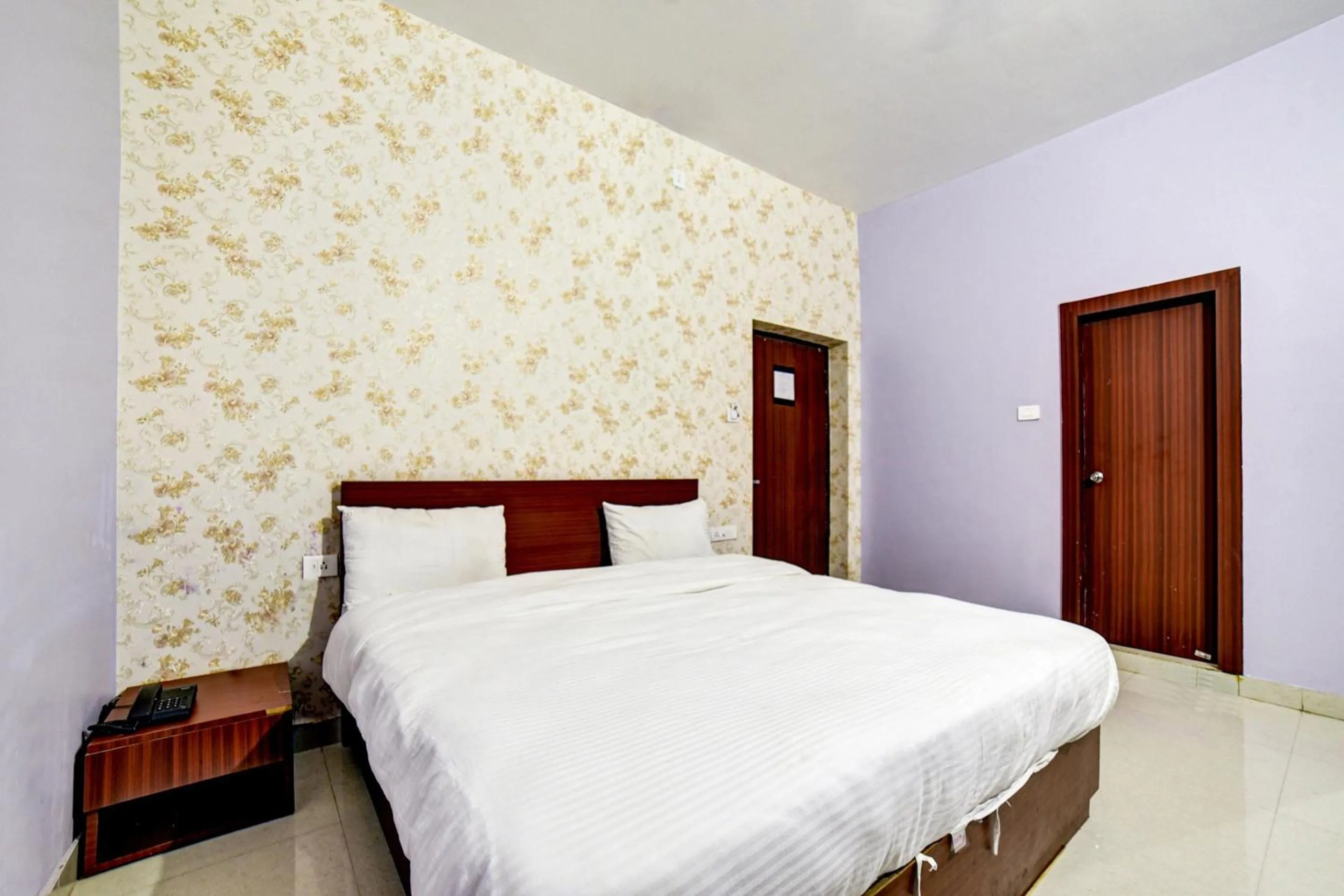 Bedroom, Bed in Hotel O The Hotel Quaint