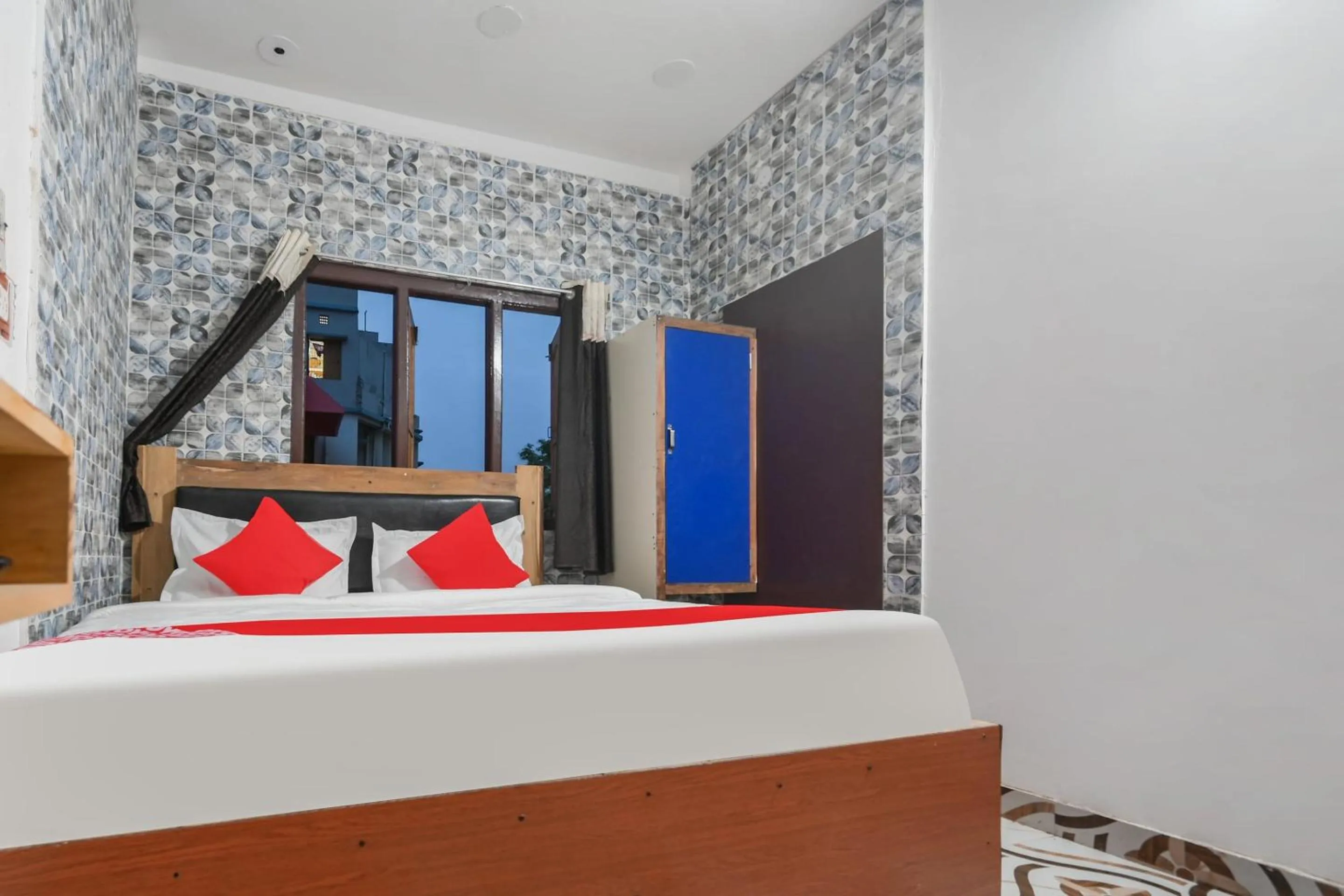 Bedroom in Hotel O ARES RESIDENCY