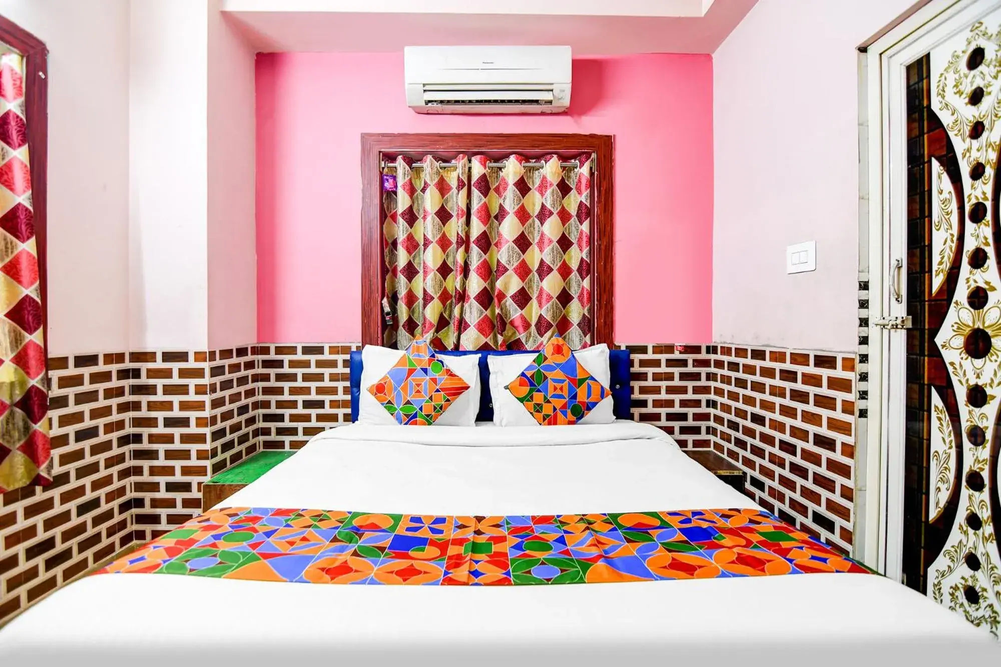 Bed in Via Ankita Bed in Via Ankita