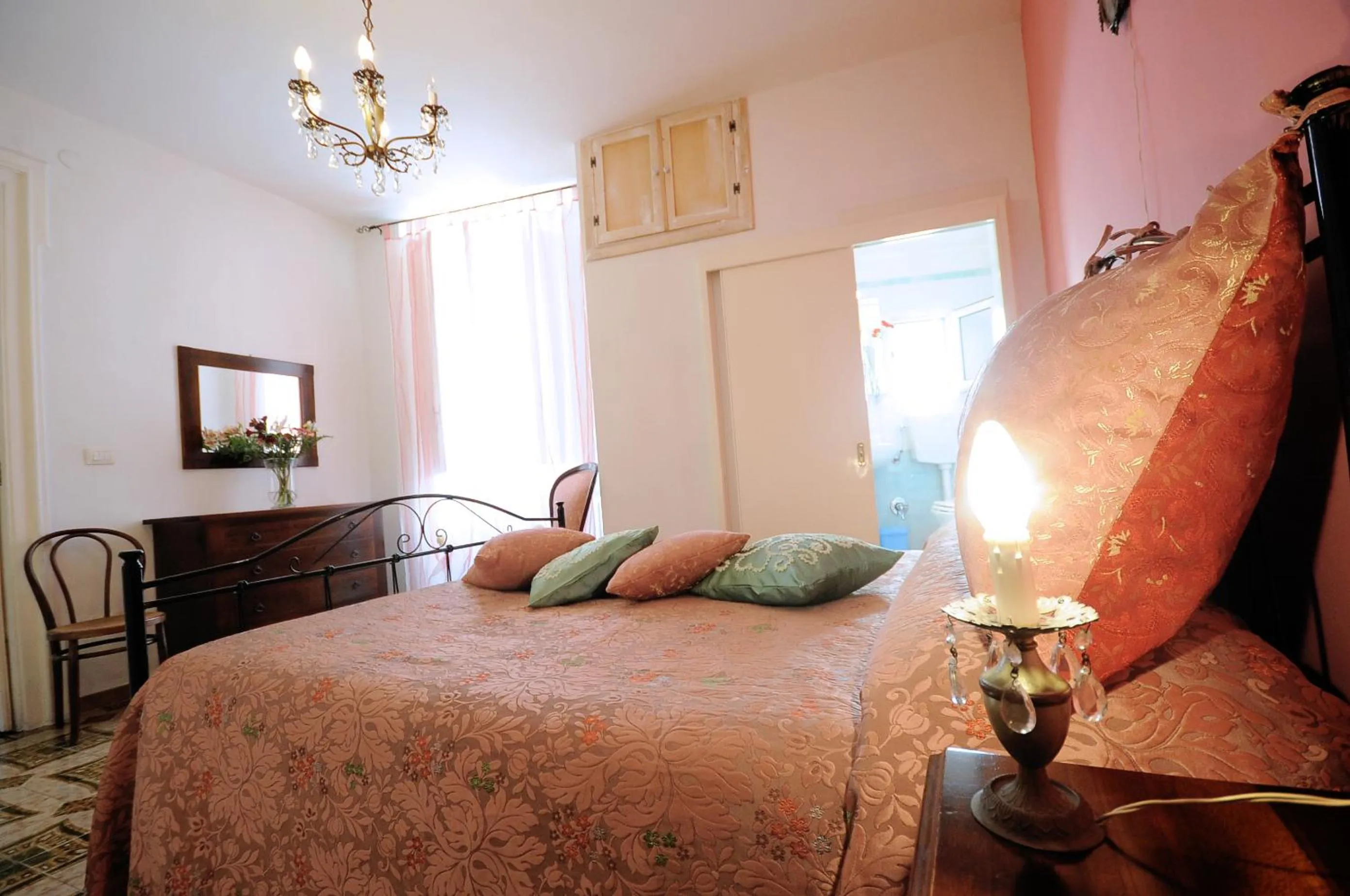 Photo of the whole room in Palazzo Rocci Rooms