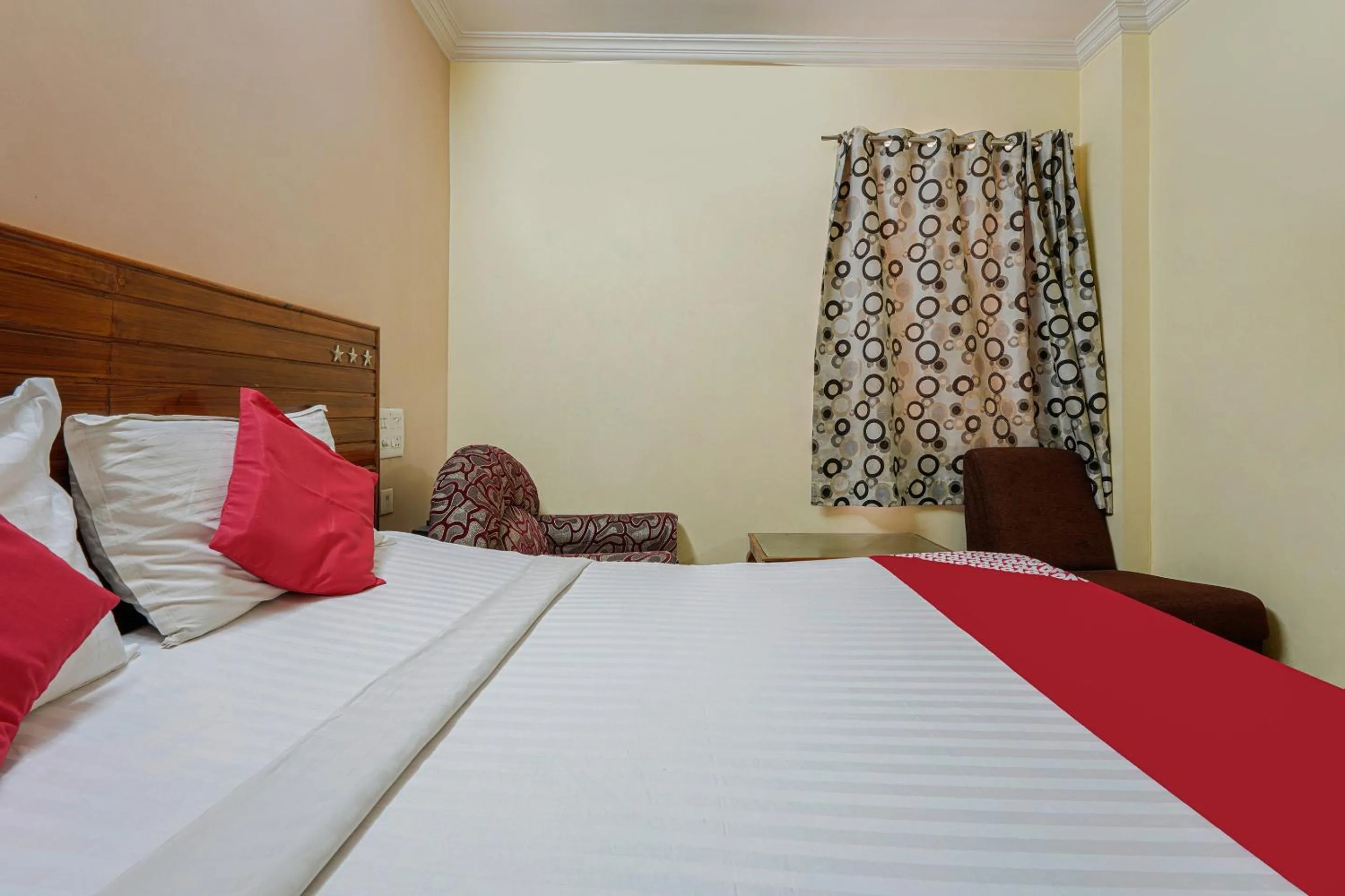 Bathroom, Bed in Hotel O SRIDEVI GRAND