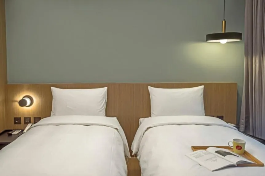 Bed in Hotelday Sun Moon Lake