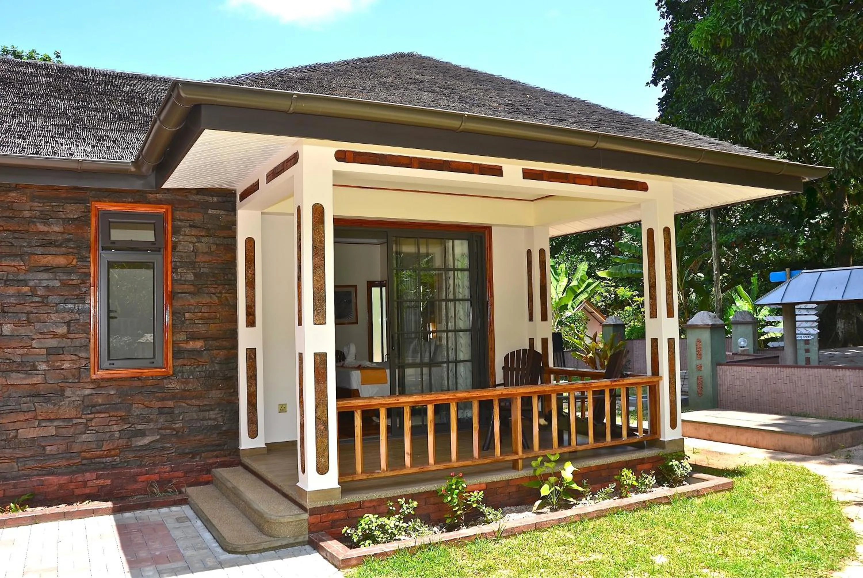 Patio in Calou Guest House
