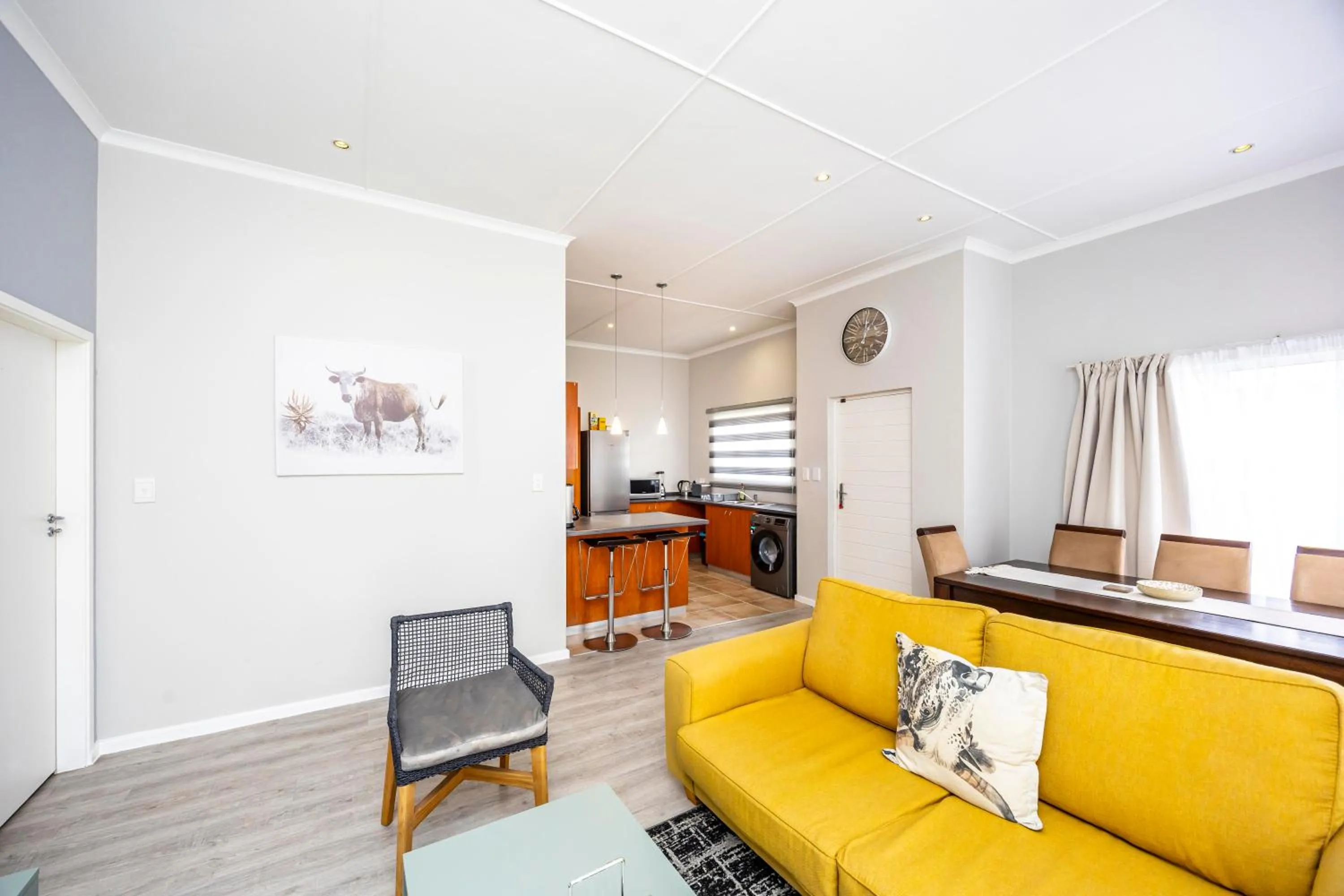 Kitchen or kitchenette in Modern Executive Unit