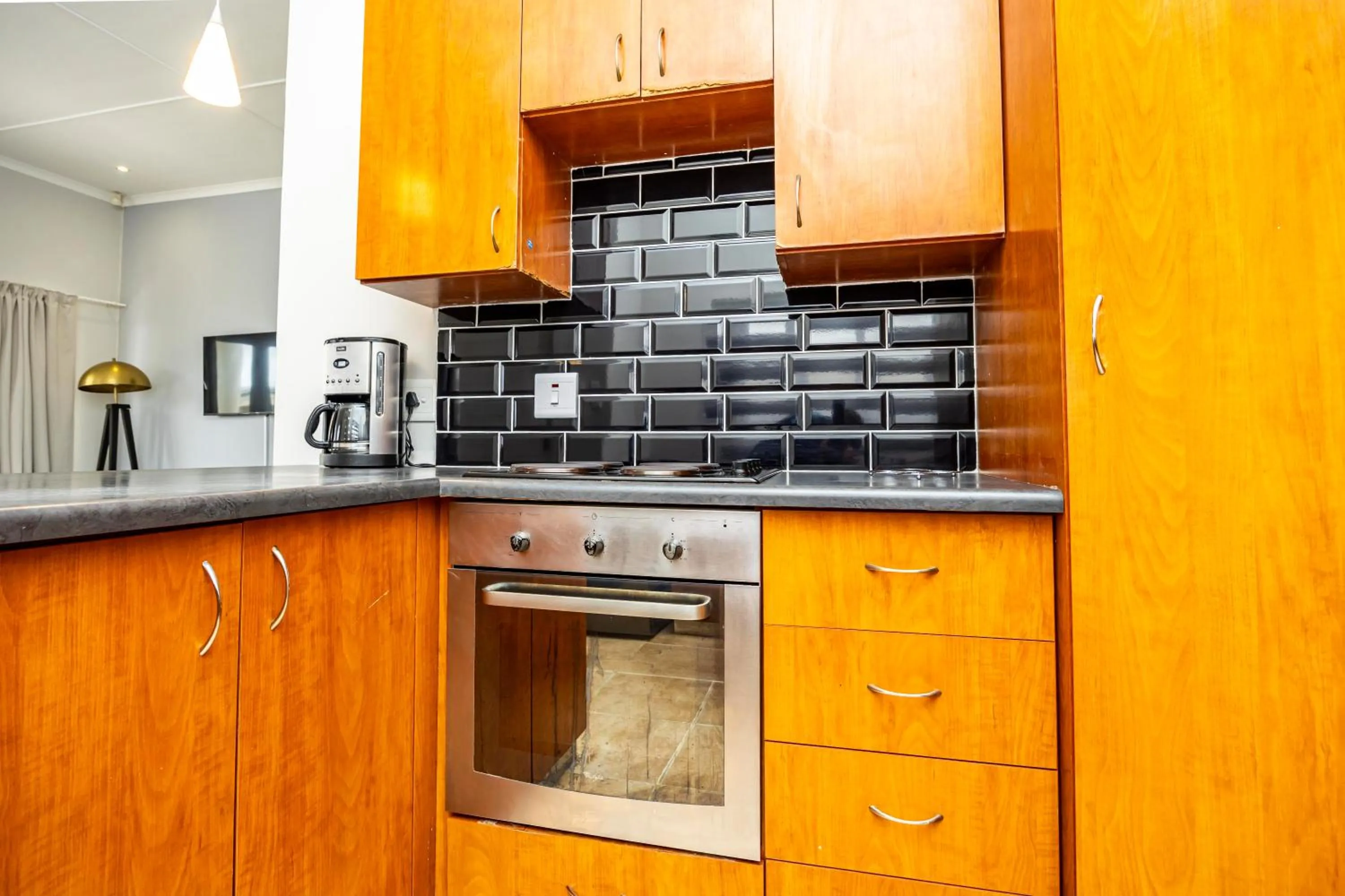 Coffee/tea facilities in Modern Executive Unit