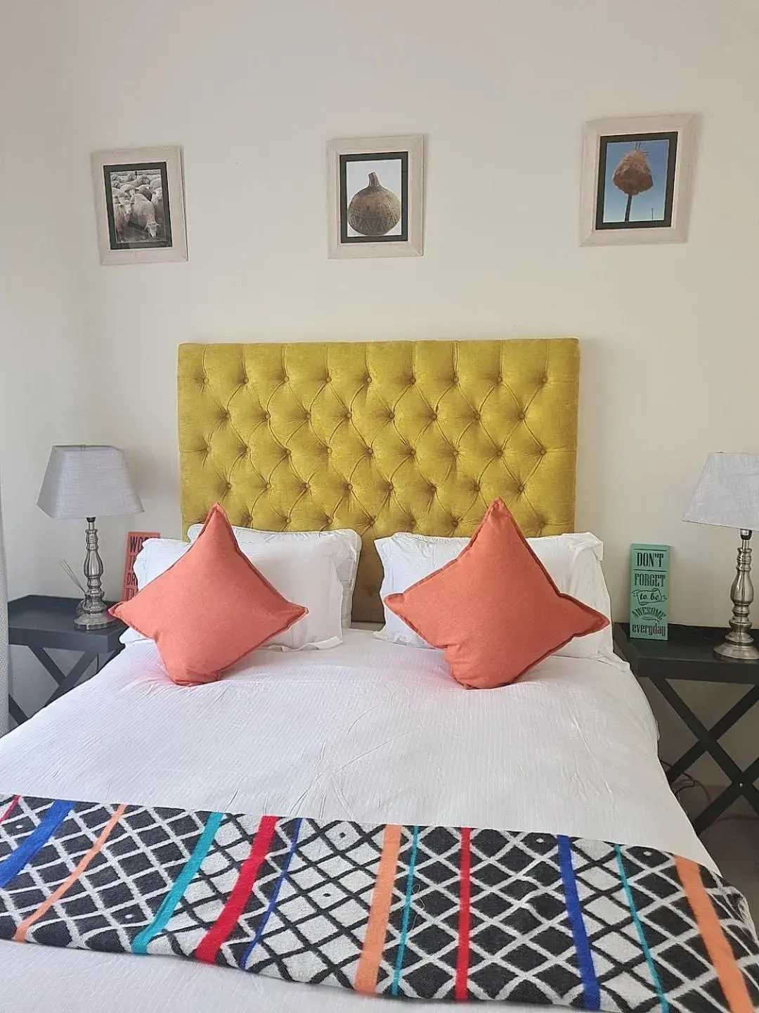 Bed in Modern Executive Unit Bed in Modern Executive Unit