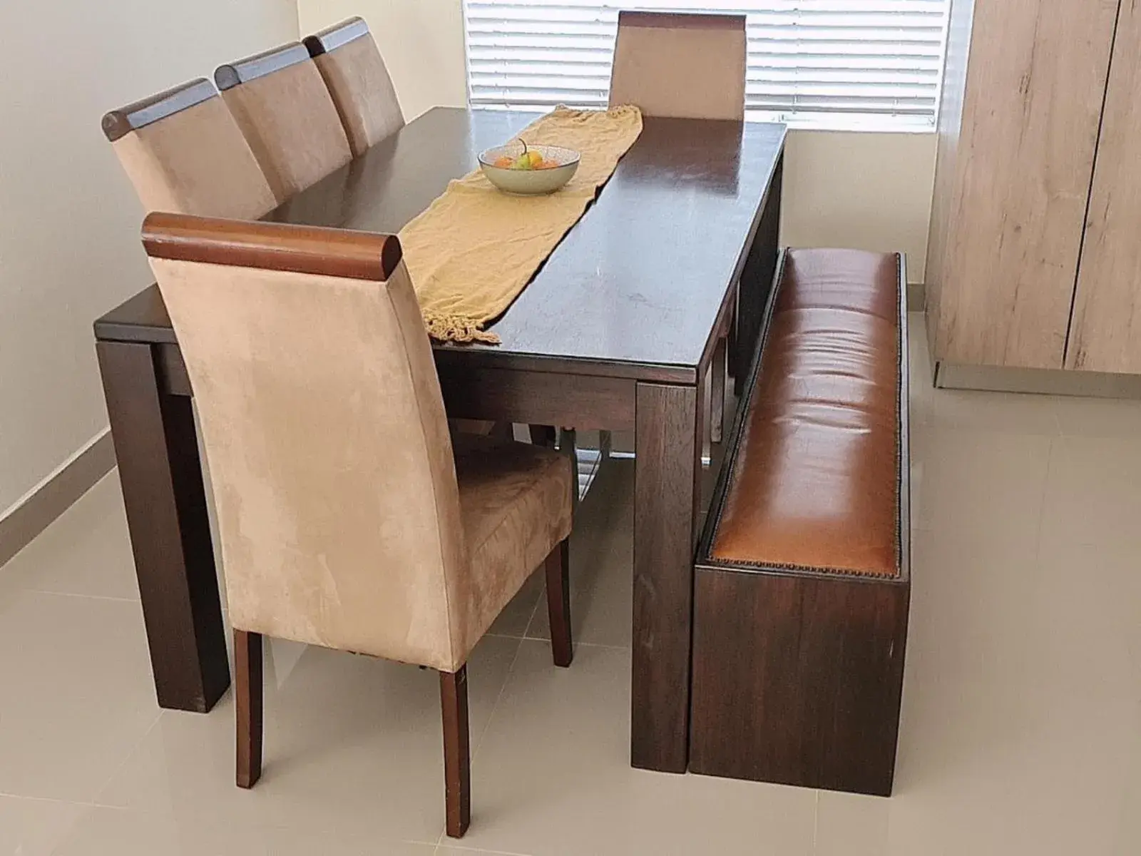 Property building in Modern Executive Unit Property building in Modern Executive Unit