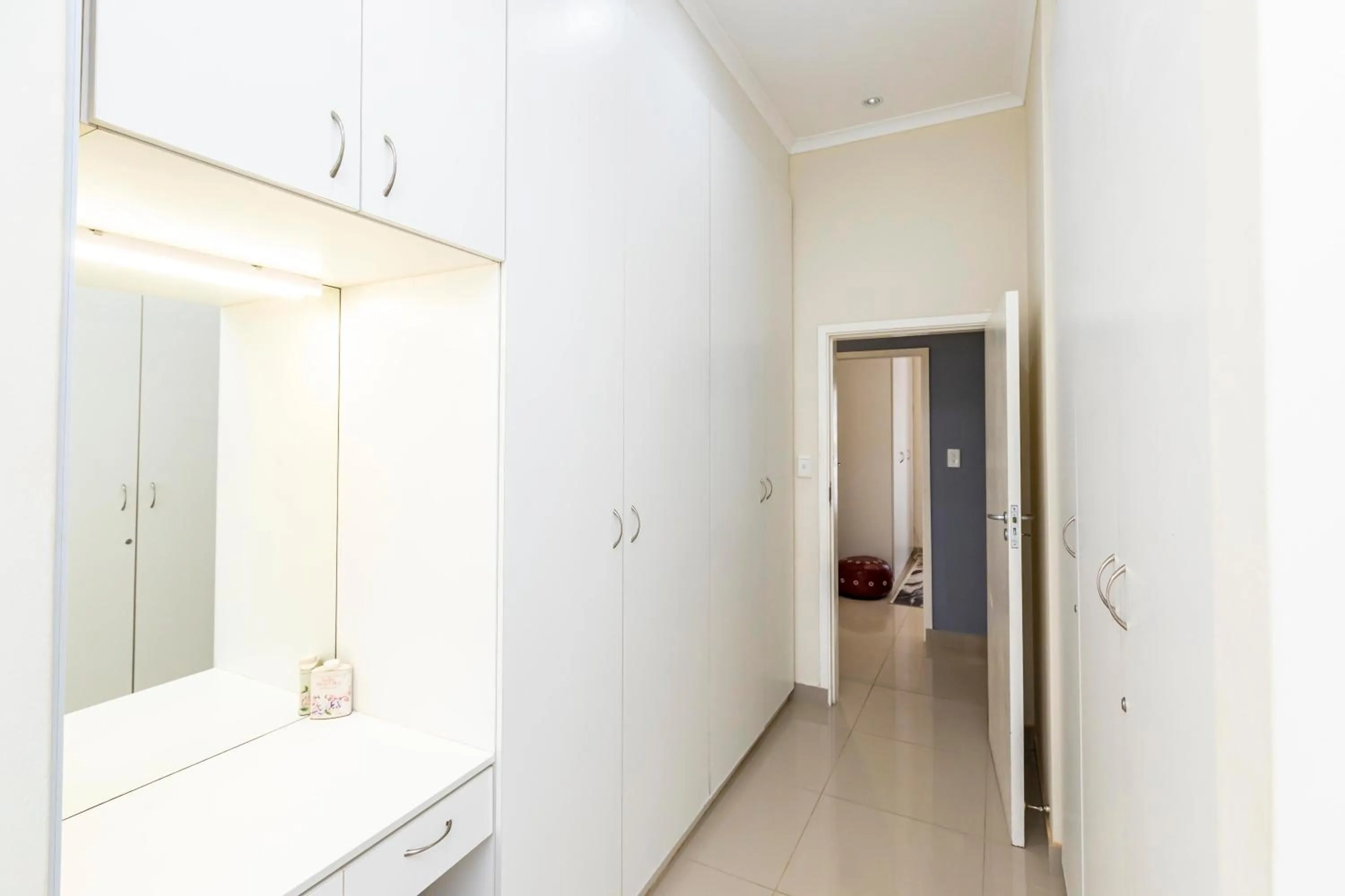 Bed in Modern Executive Unit