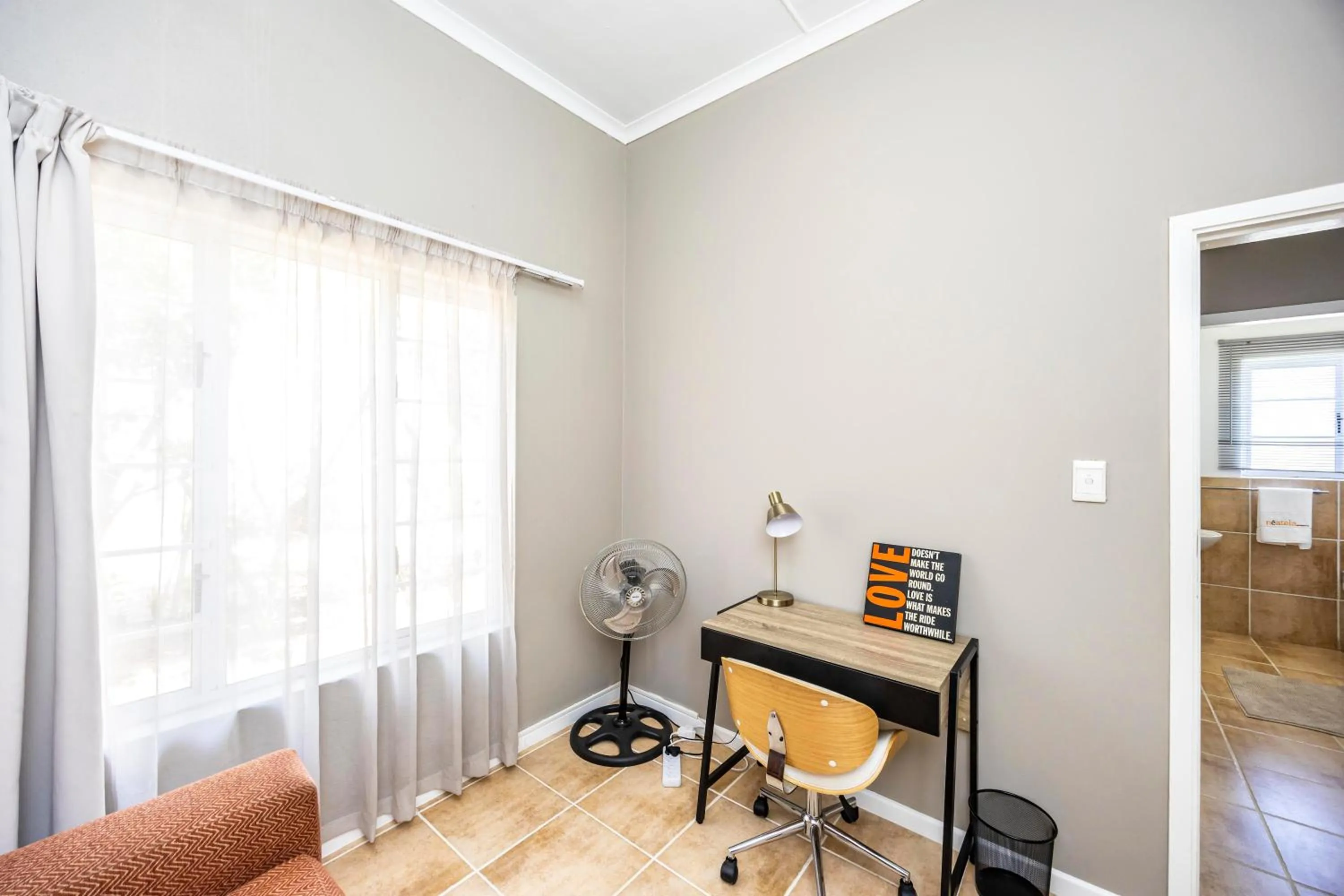 Seating area in Modern Executive Unit