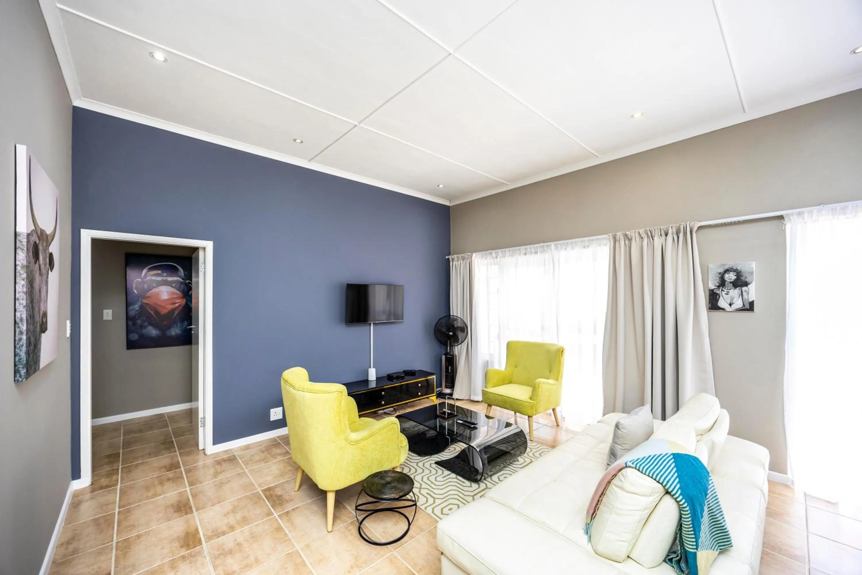 Living room in Modern Executive Unit