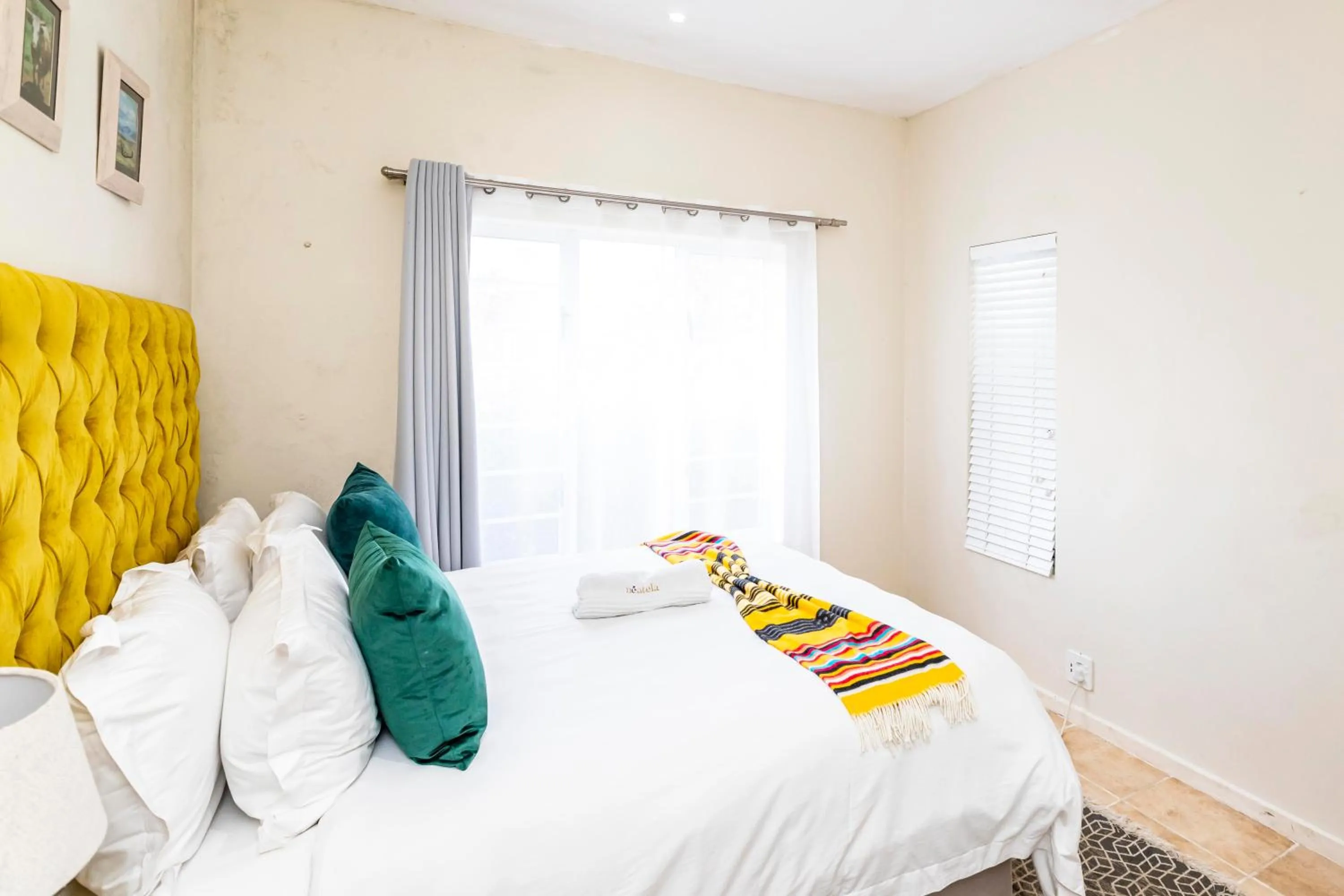 Bed in Modern Executive Unit