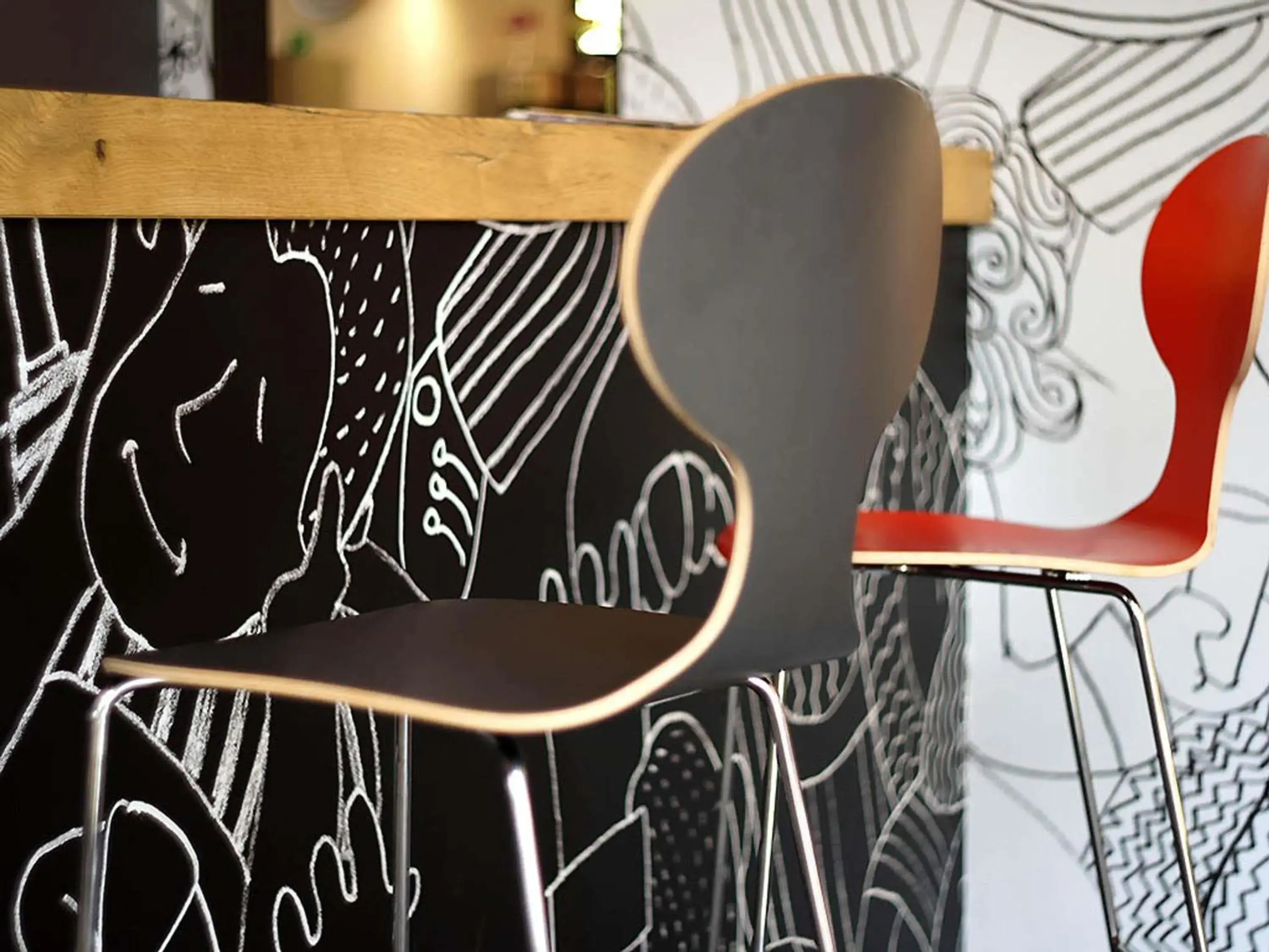 Lounge or bar in Ibis Angoulême Nord Lounge or bar in Ibis Angoulême Nord