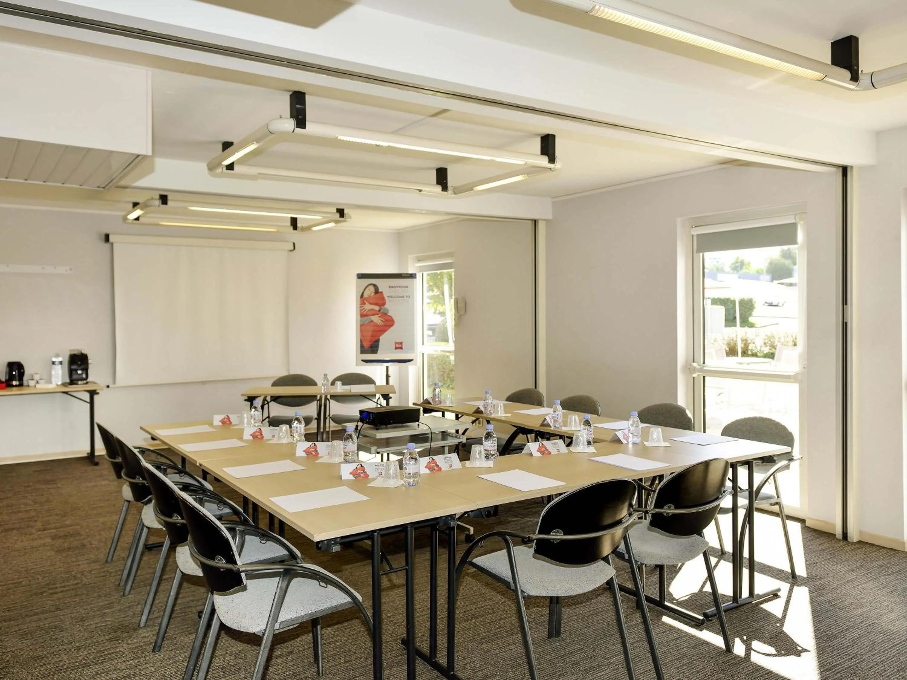 Meeting/conference room in Ibis Angoulême Nord