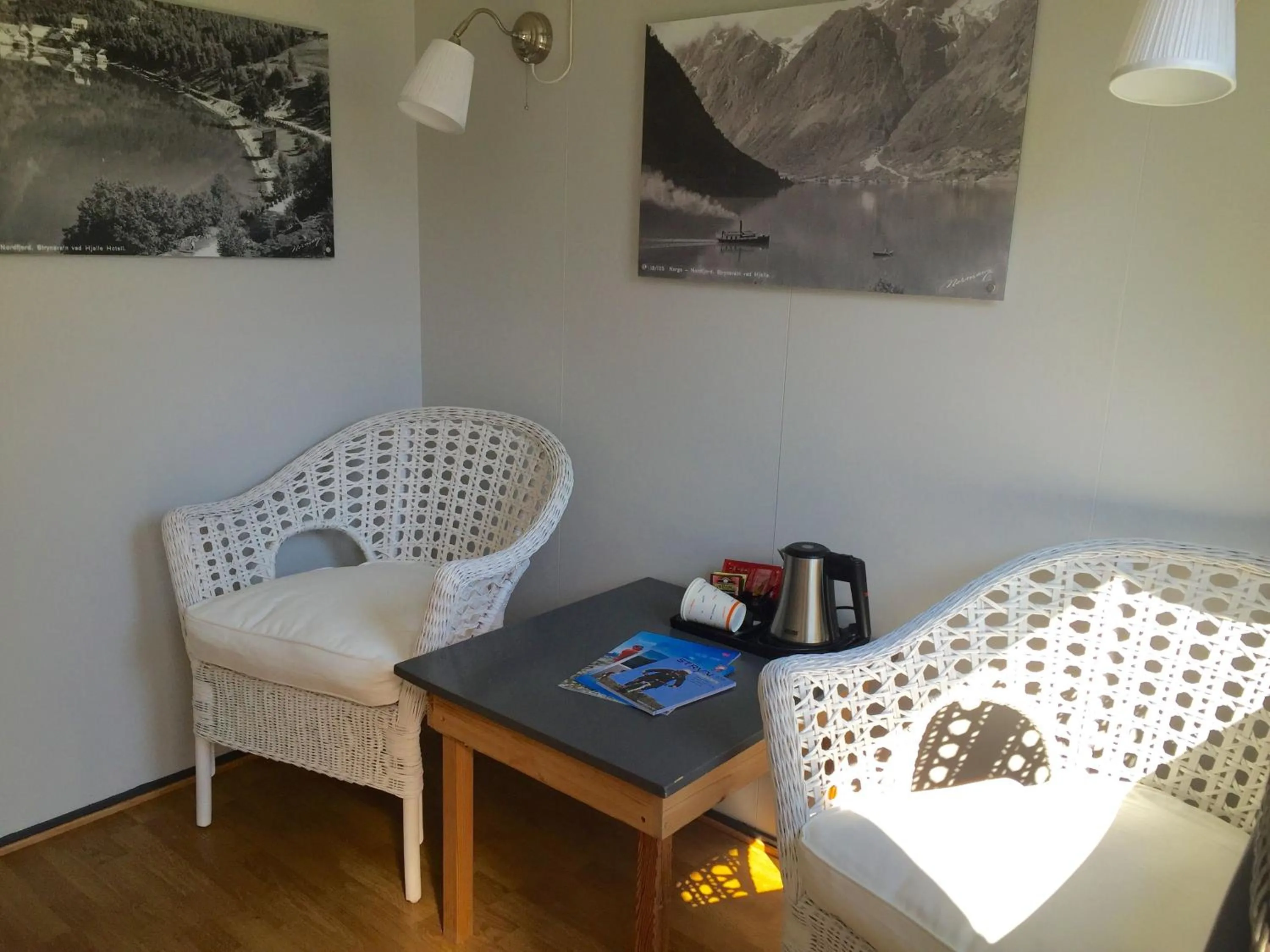 Seating area in Hjelle Hotel