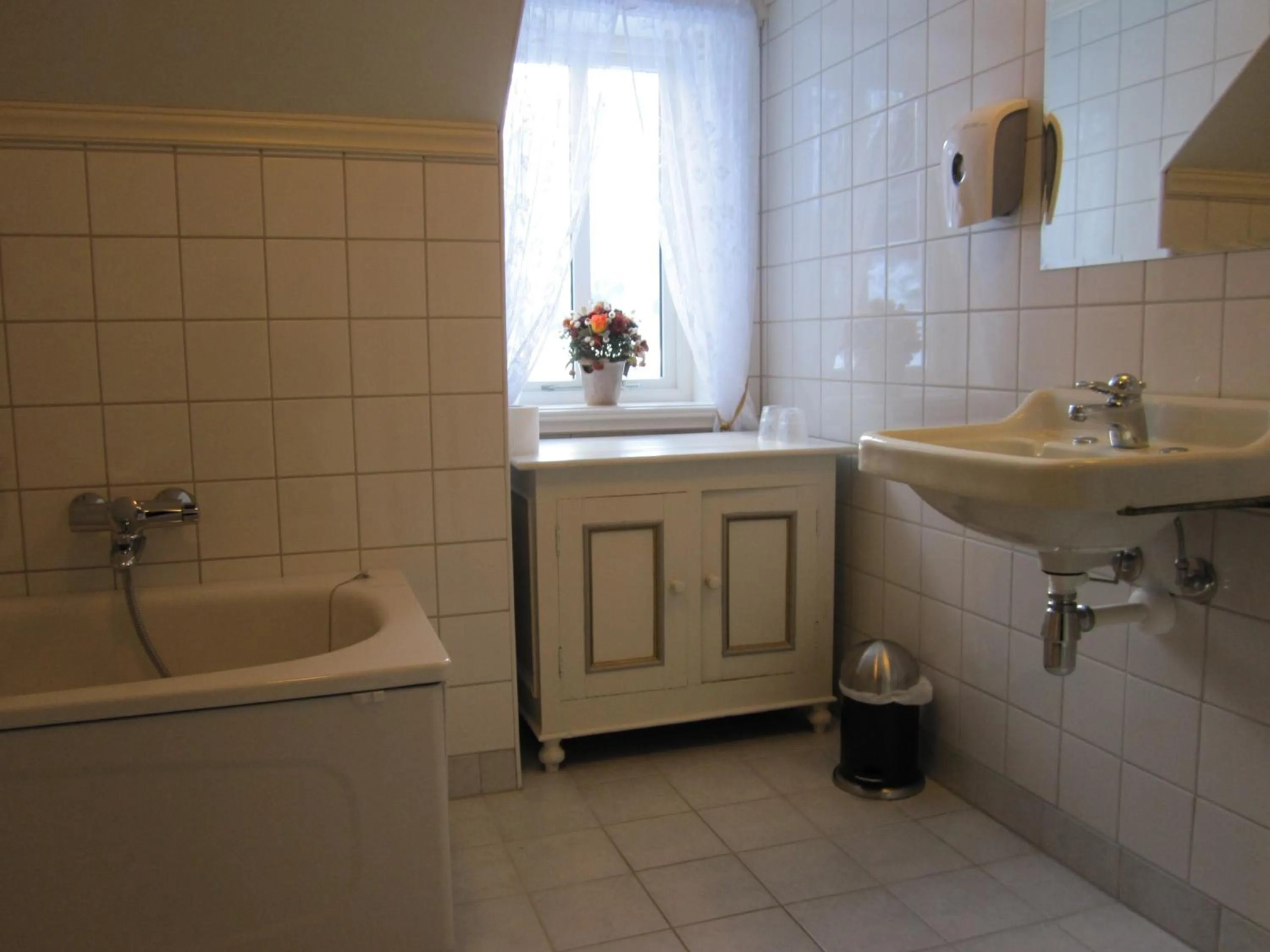 Bathroom in Hjelle Hotel