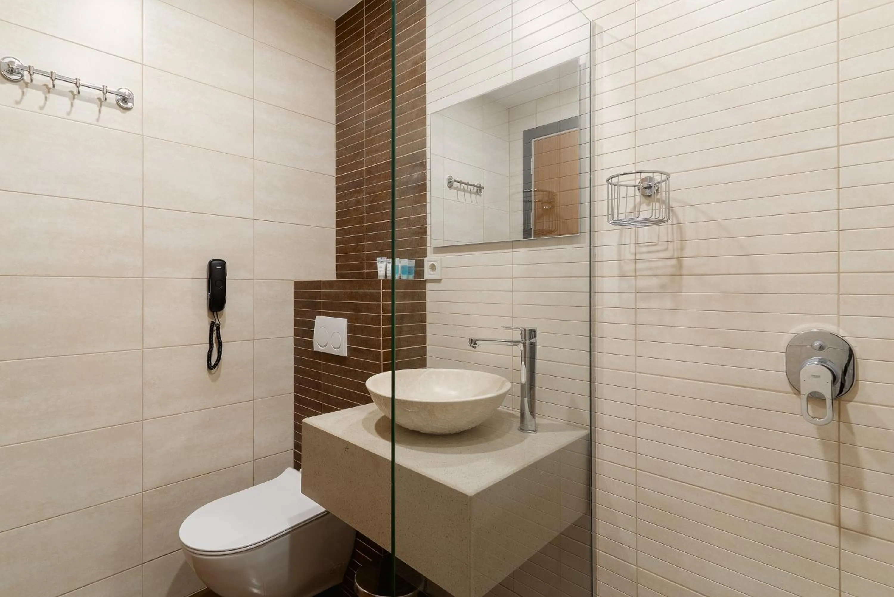 Bathroom in Cozy Loft Hotel