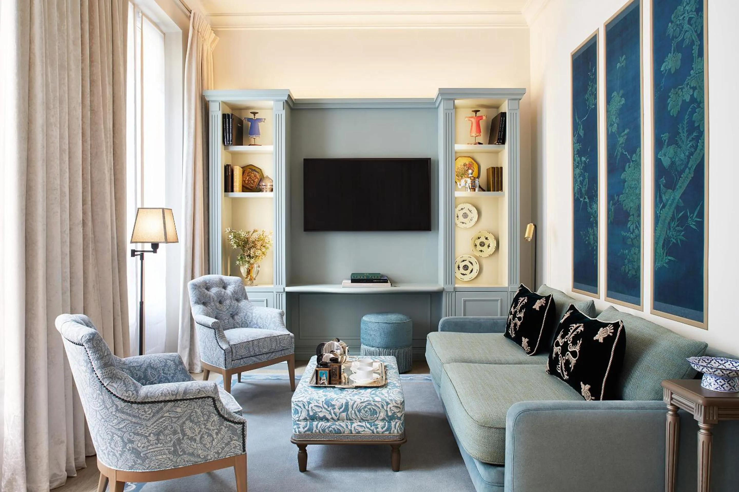 TV and multimedia in Hotel de Montesquieu