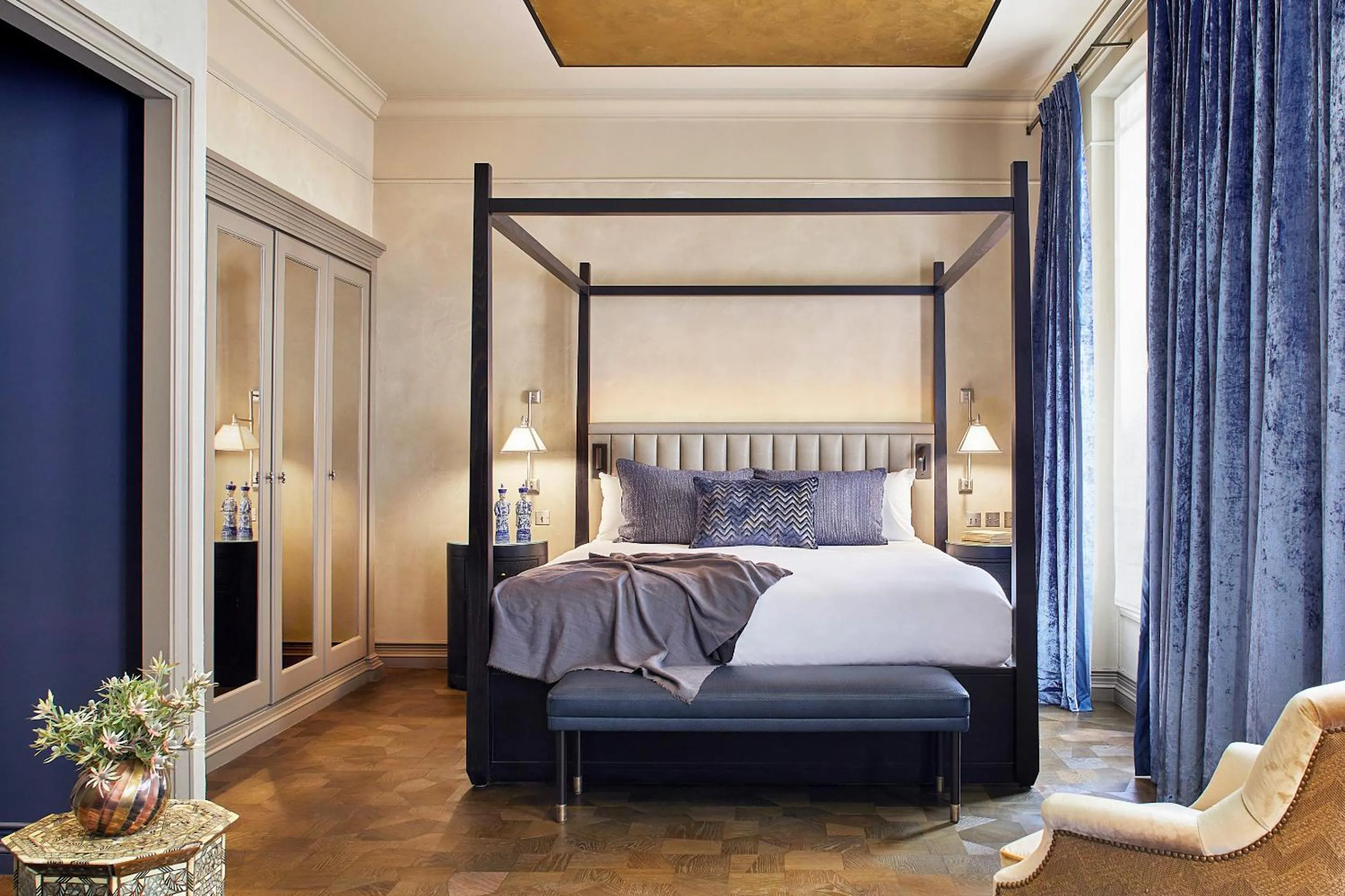 Bed in Hotel de Montesquieu