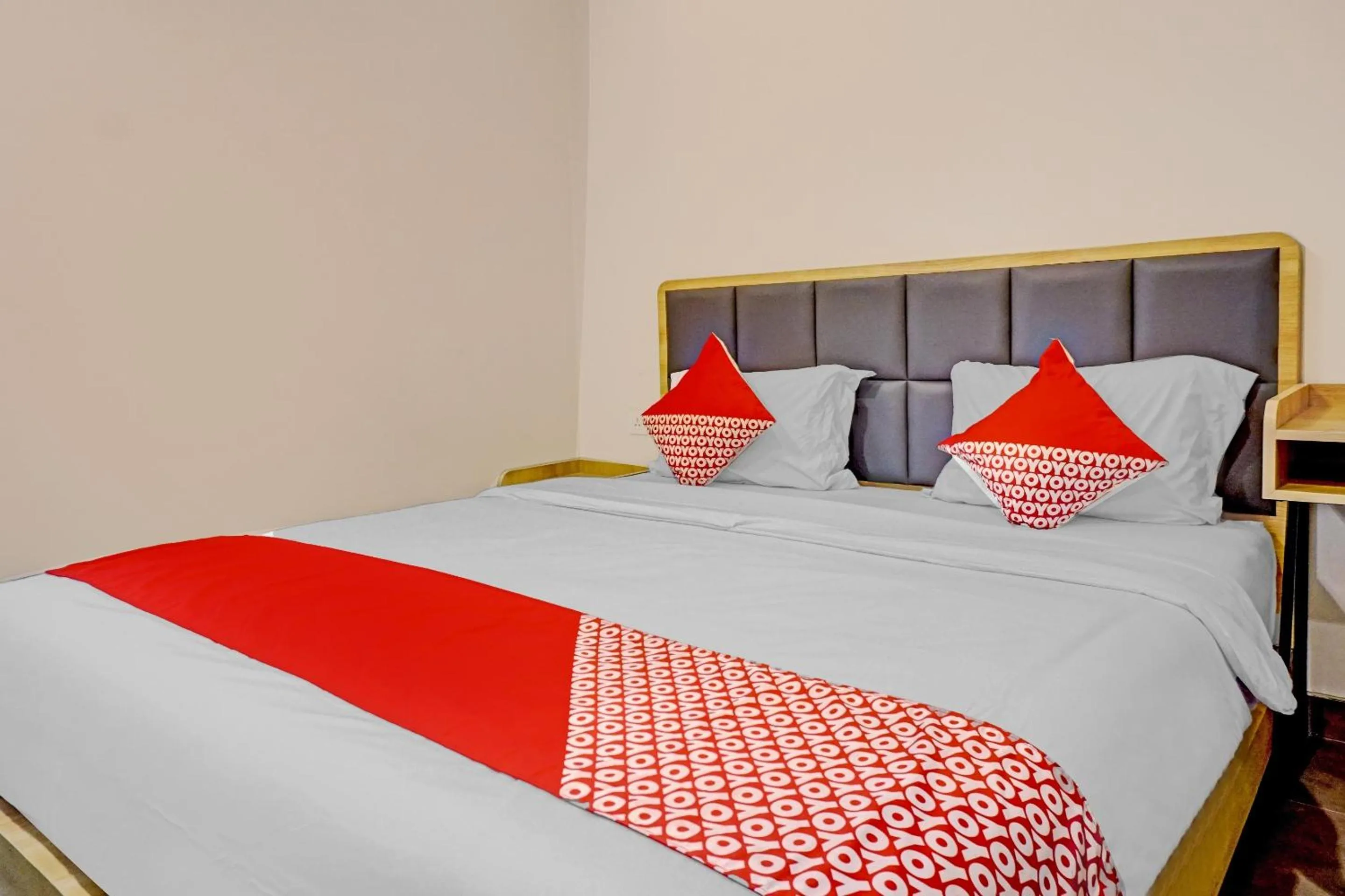 Bedroom, Bed in Capital O 90635 Tango Juliet Residence