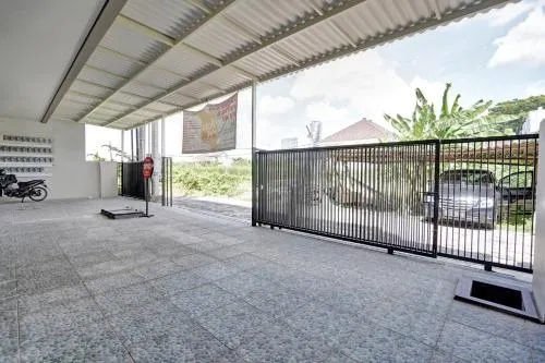 OYO Life 90649 Raja Residence Syariah