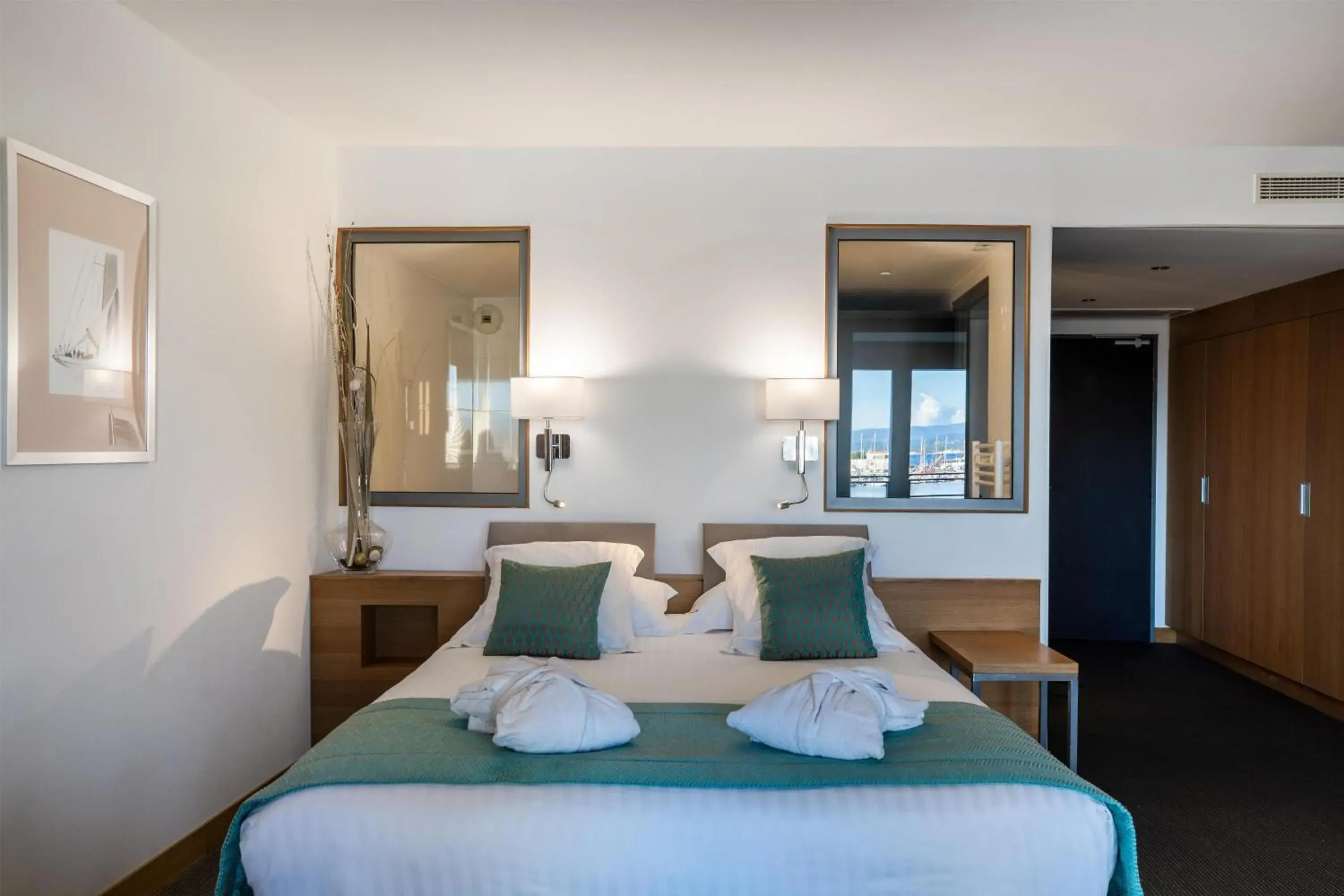 Best Western Premier Hôtel du Vieux-Port Best Western Premier Hôtel du Vieux-Port