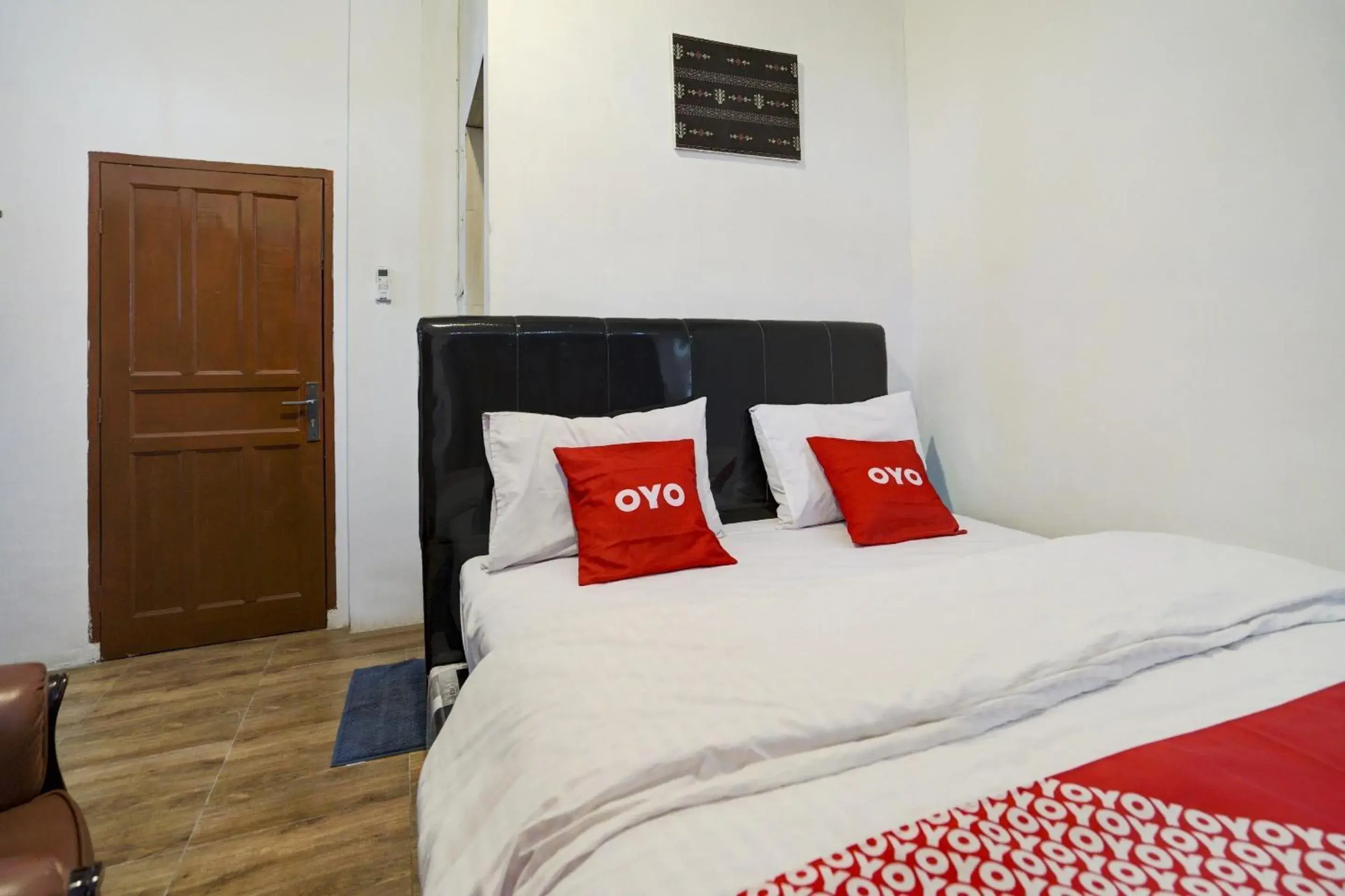 Standard Double Room in Hotel O Karisma Residence Standard Double Room in Hotel O Karisma Residence