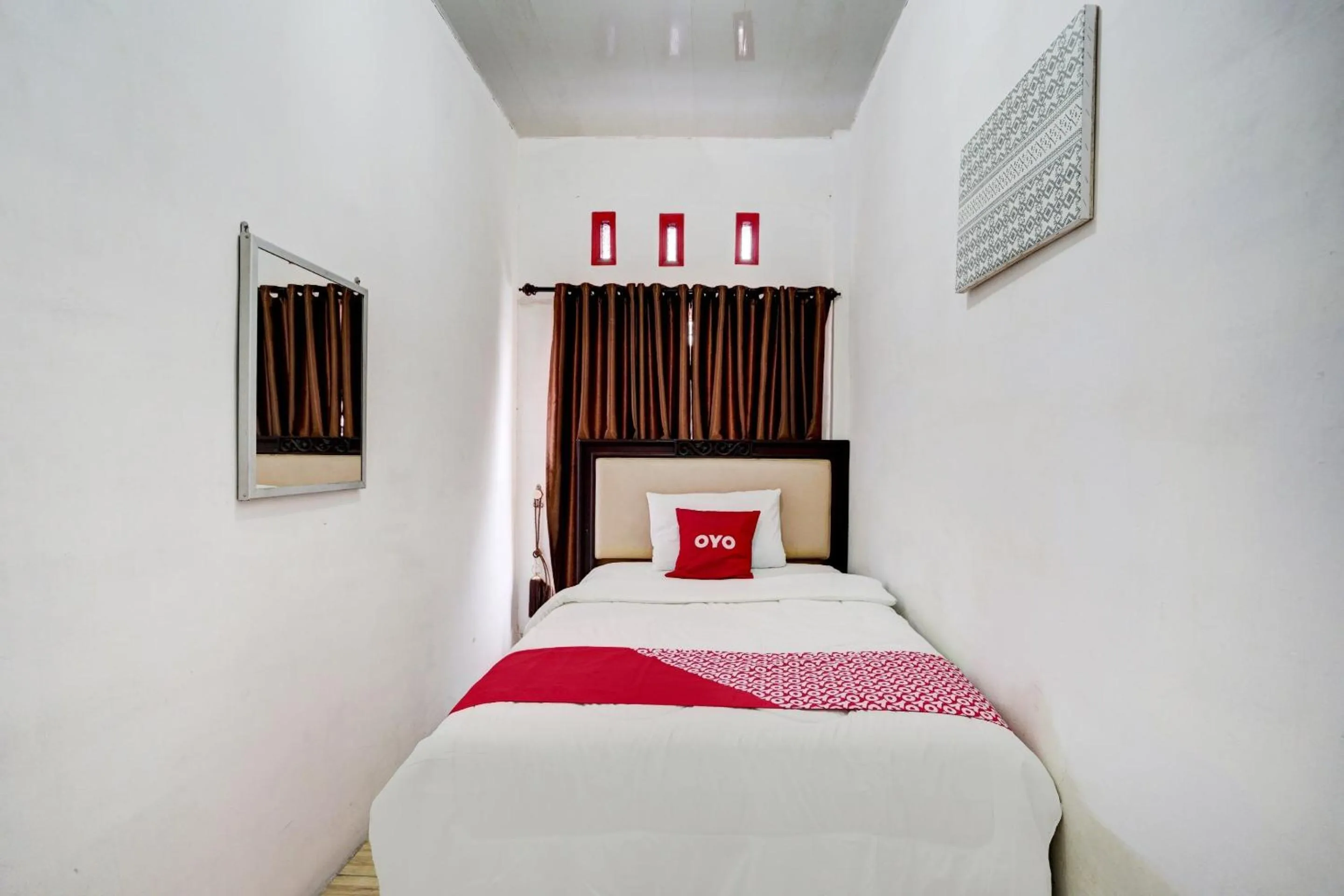 Bedroom, Bed in Hotel O Karisma Residence