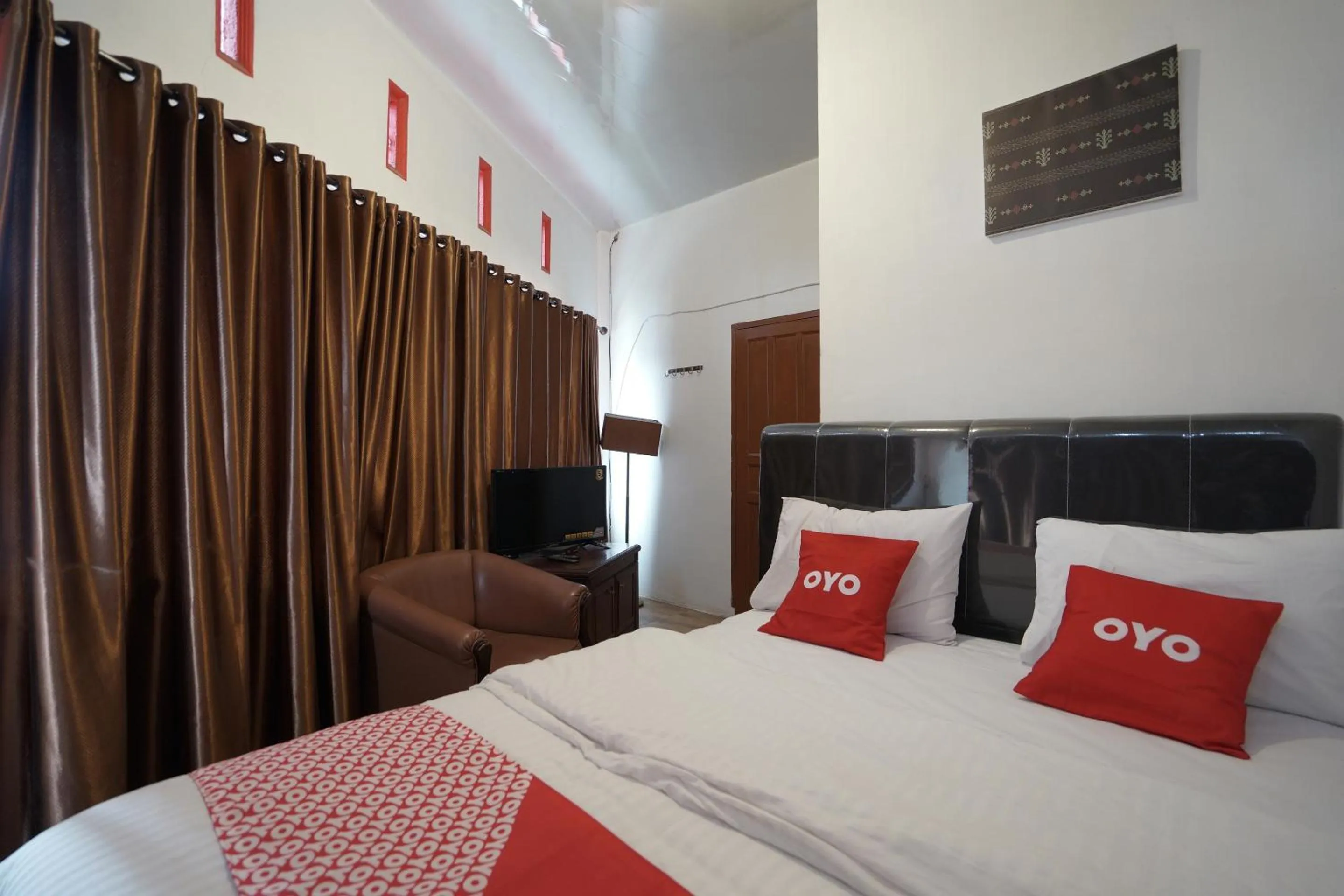 Hotel O Karisma Residence