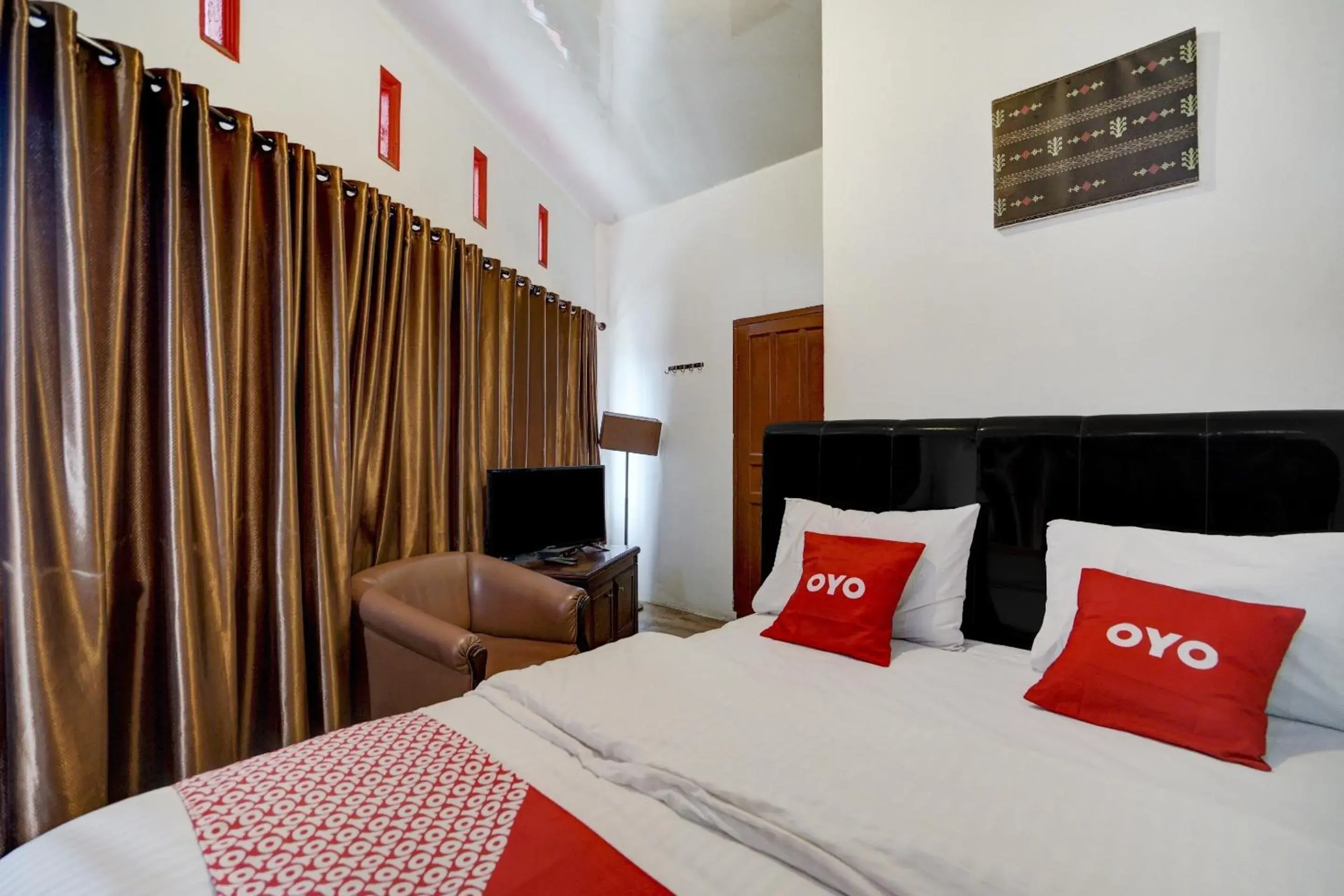 Deluxe Double Room in Hotel O Karisma Residence Deluxe Double Room in Hotel O Karisma Residence