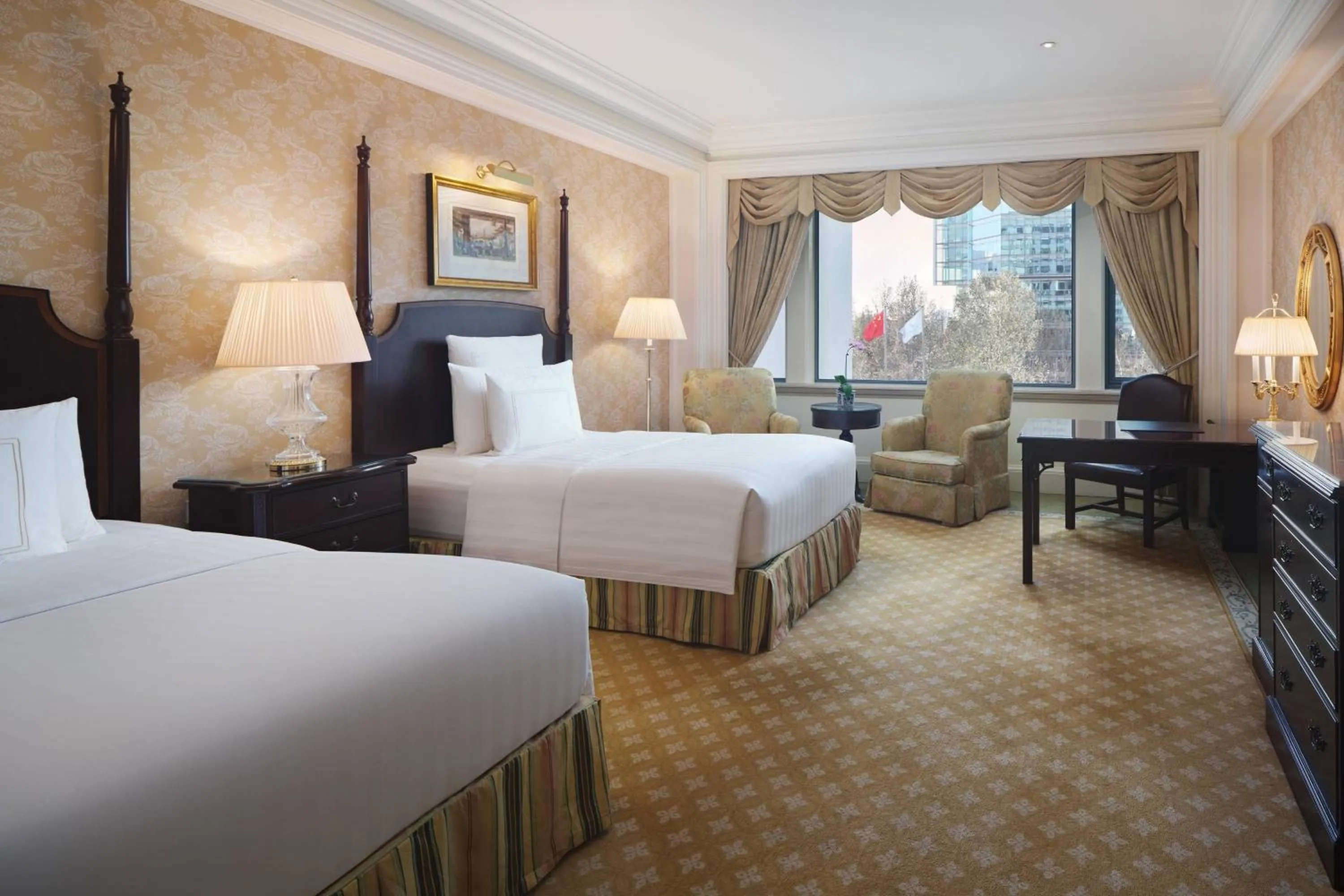 Photo of the whole room, Bed in The Ritz-Carlton Beijing