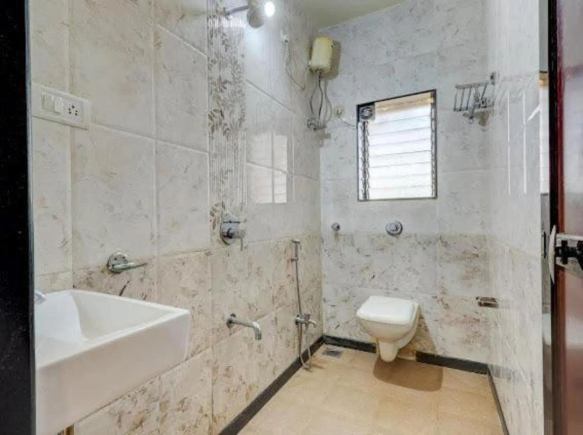 Bathroom in Hotel 7Seas by Solara Hospitality