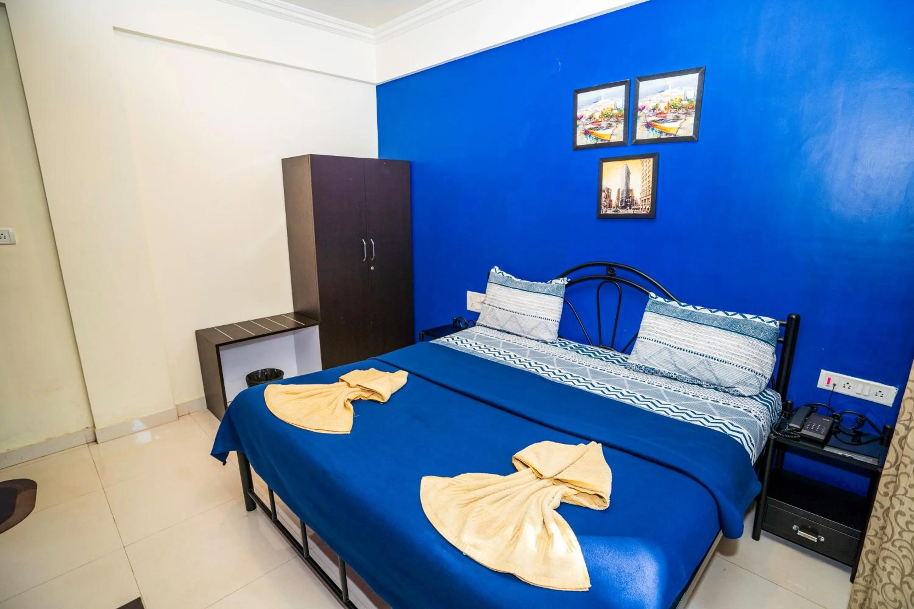Area and facilities, Bed in Hotel 7Seas by Solara Hospitality