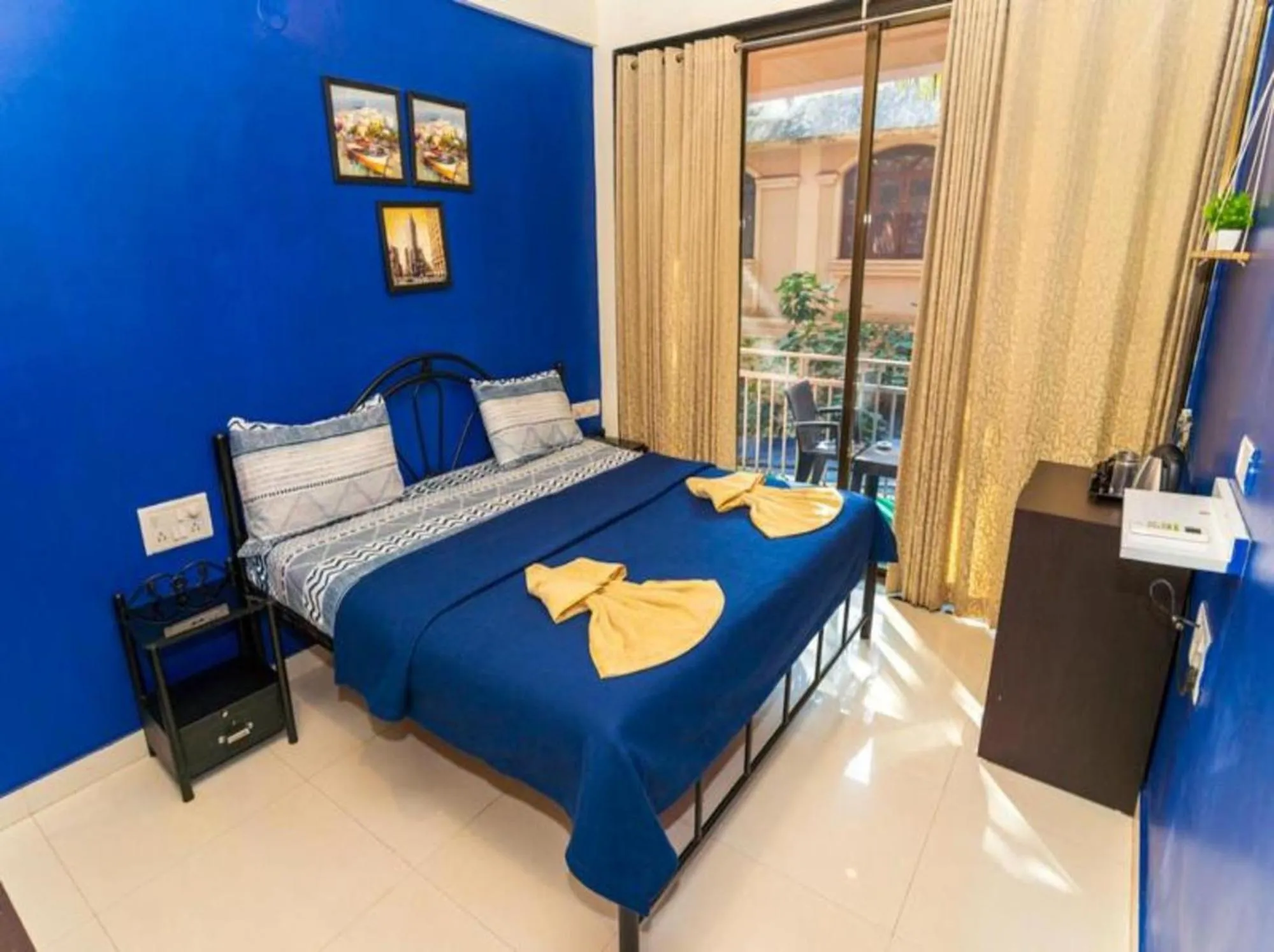 Bedroom, Bed in Hotel 7Seas by Solara Hospitality