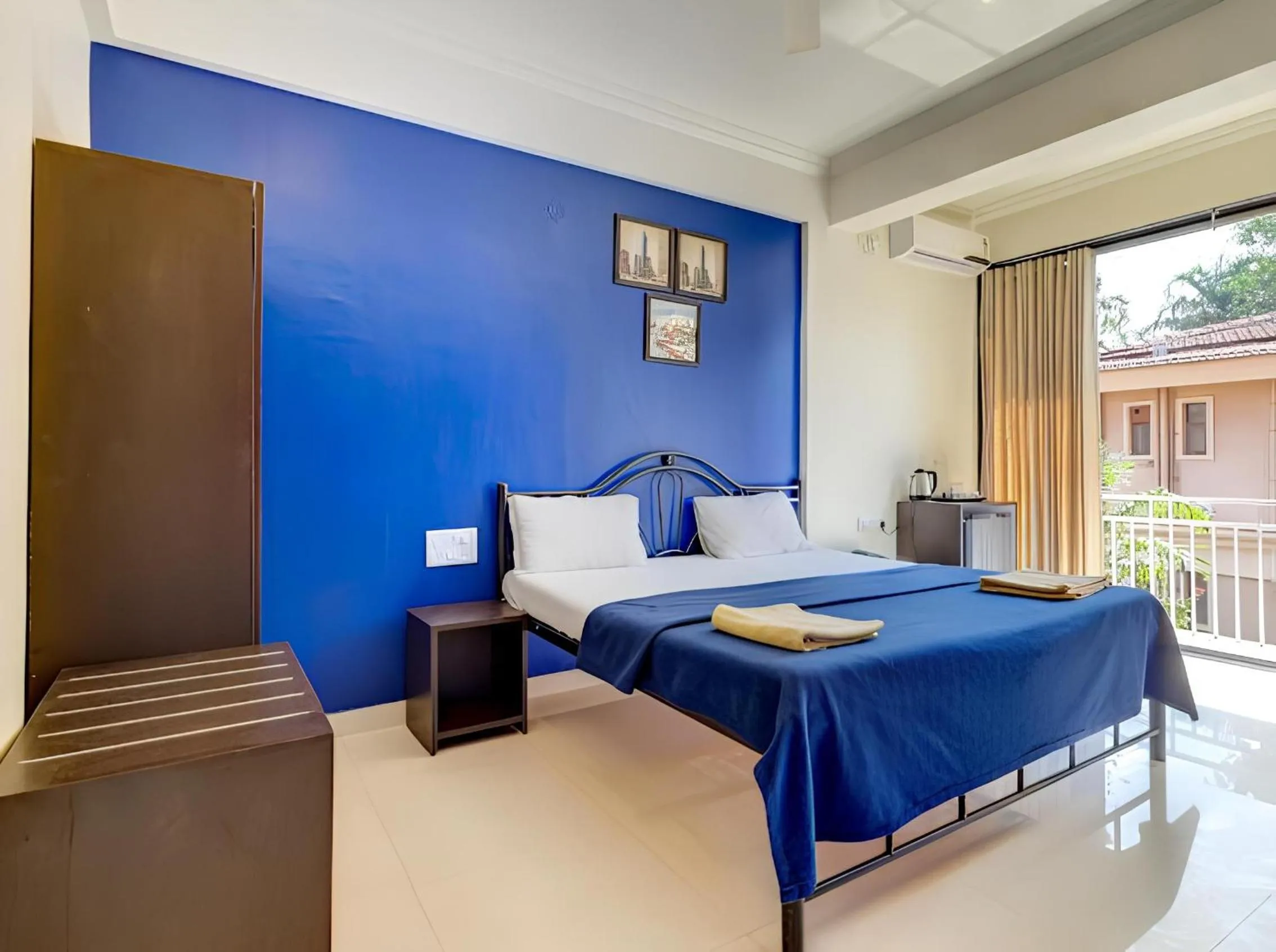 Bedroom, Bed in Hotel 7Seas by Solara Hospitality