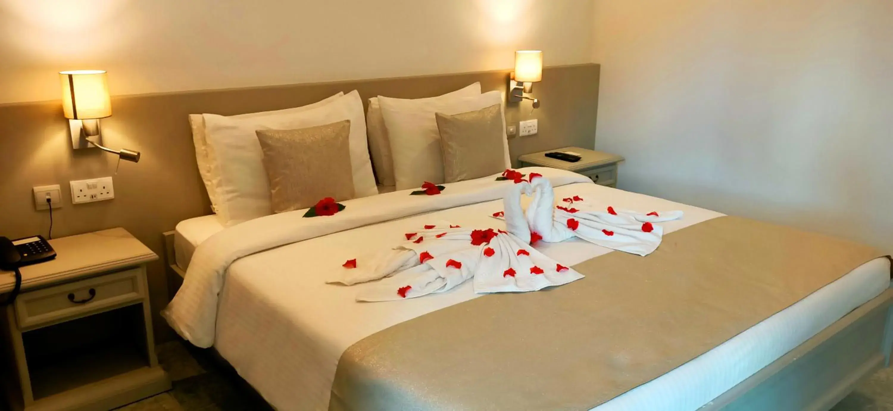 Bed in Le Relax Beach Resort Bed in Le Relax Beach Resort