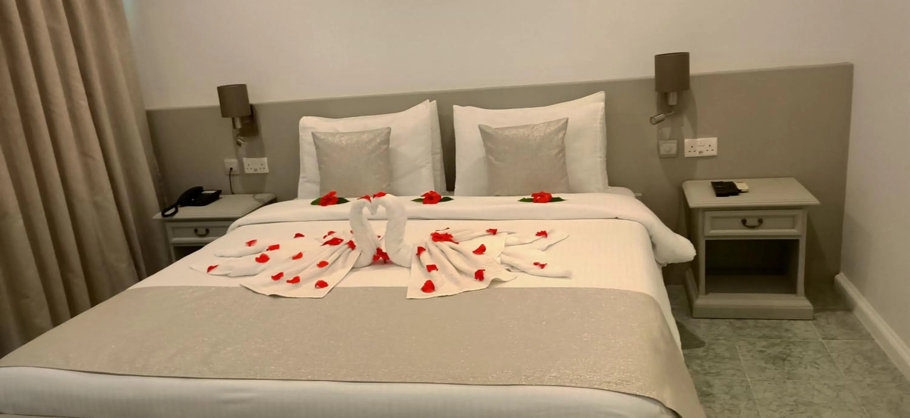 Bed in Le Relax Beach Resort