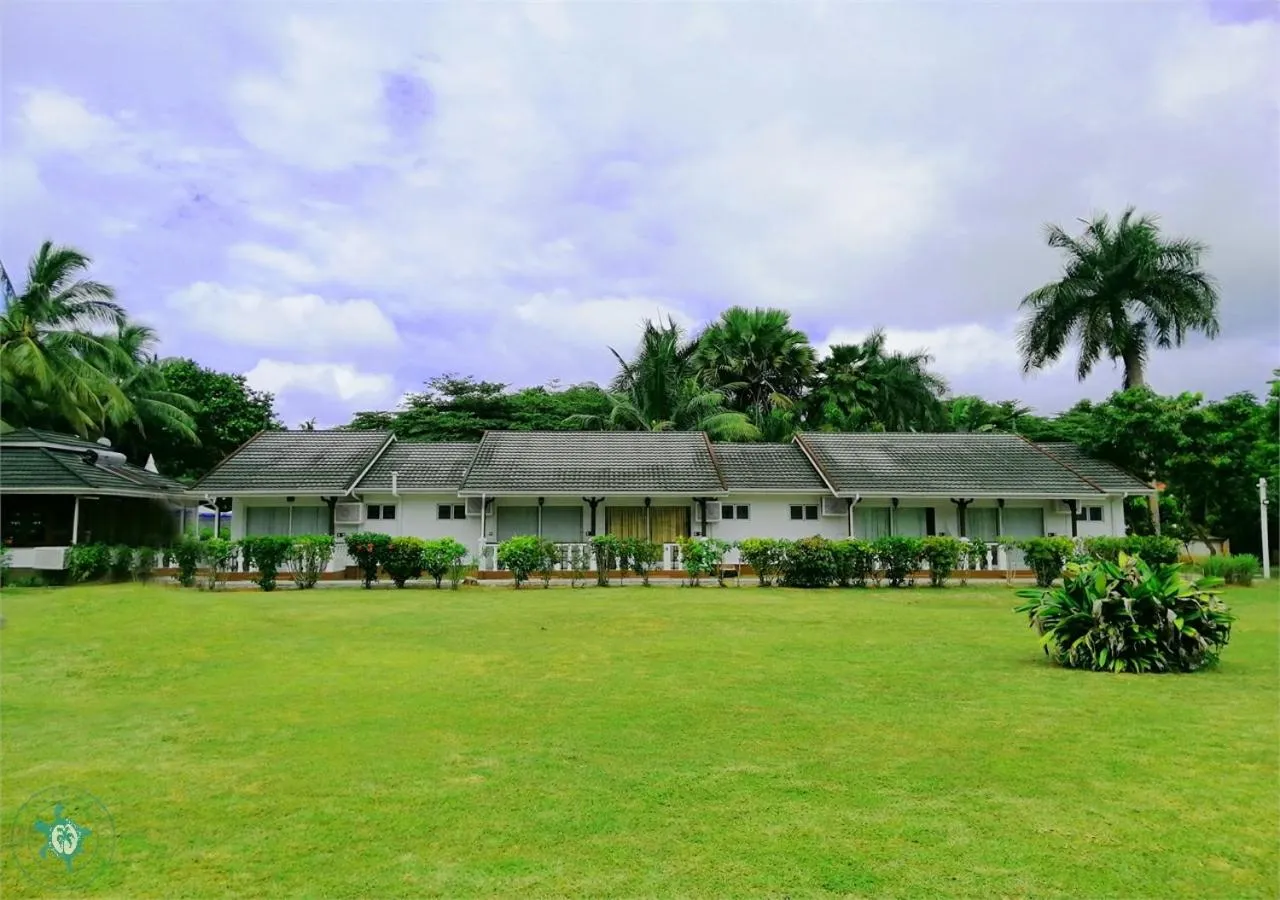 Garden in Le Relax Beach Resort