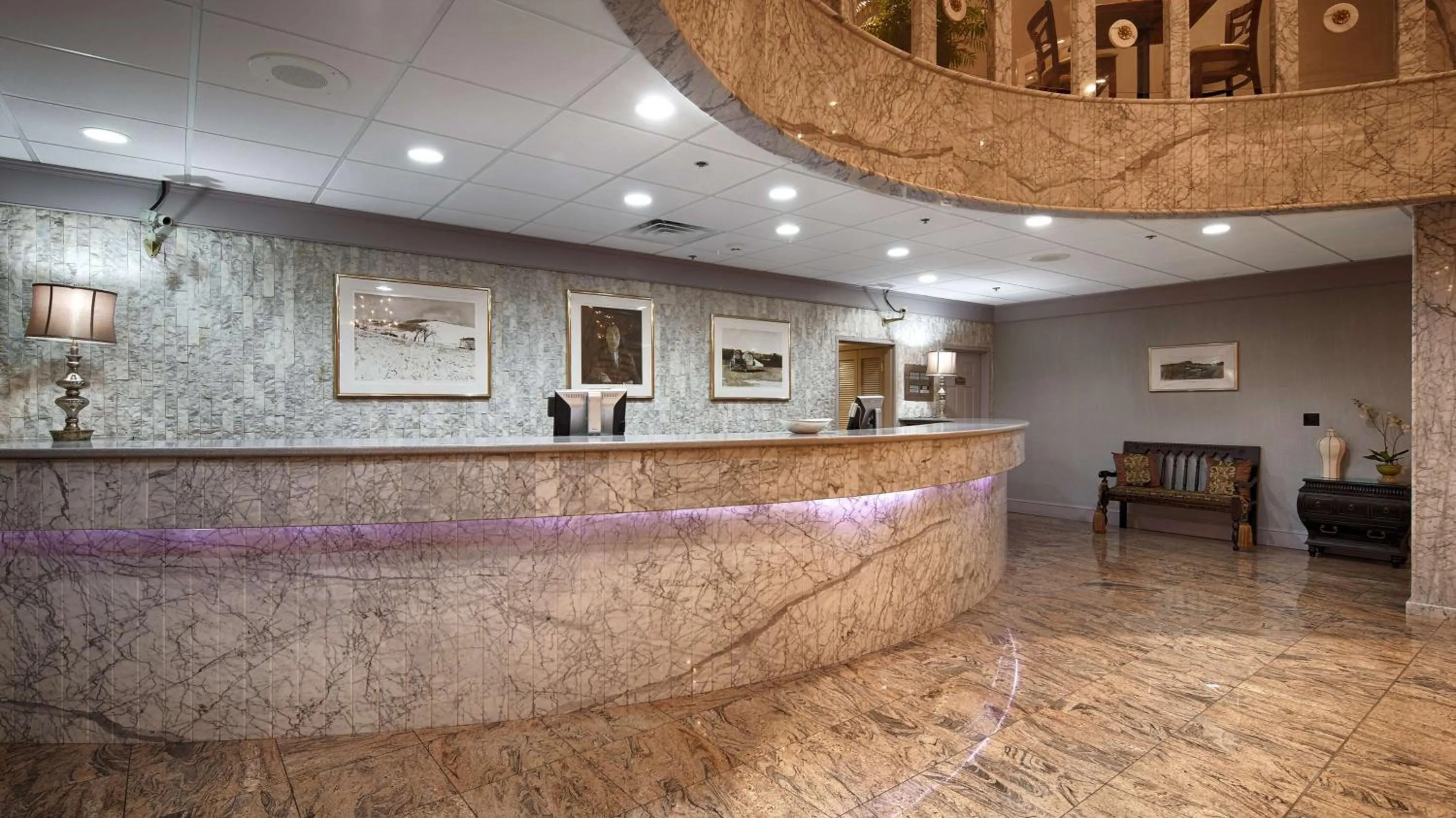 Lobby or reception in Best Western Plus Concordville Hotel