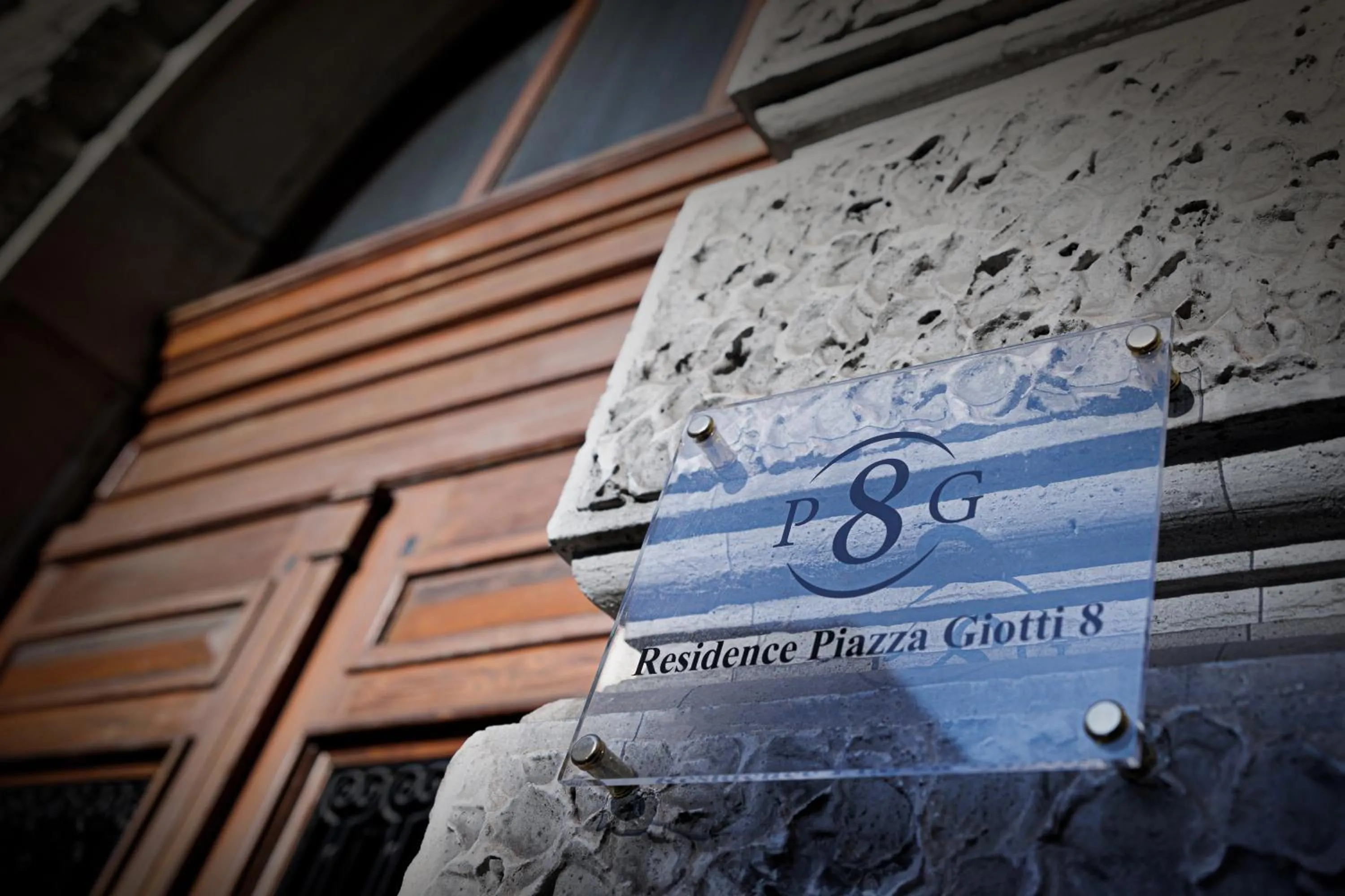 Facade/entrance in Residence Piazza Giotti 8