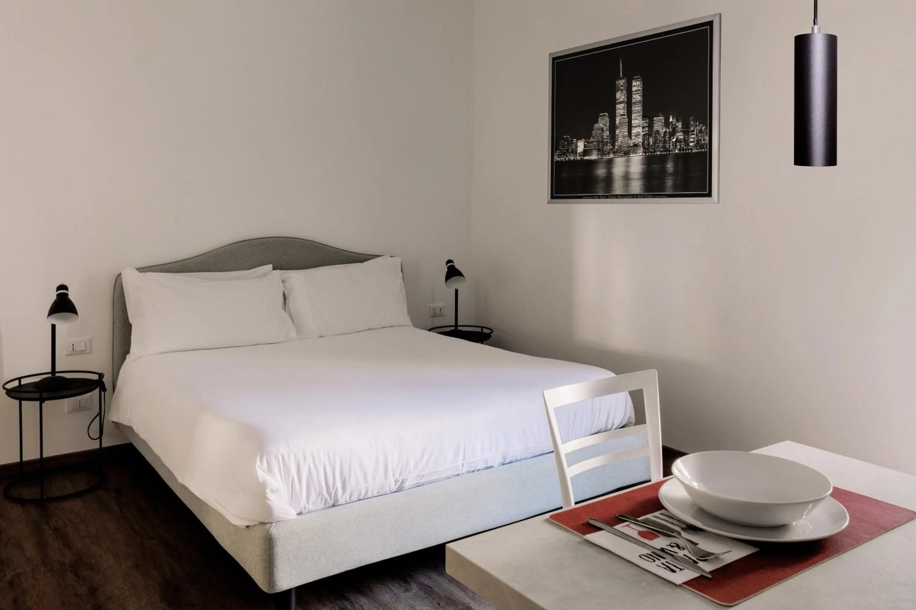 Photo of the whole room, Bed in Residence Piazza Giotti 8