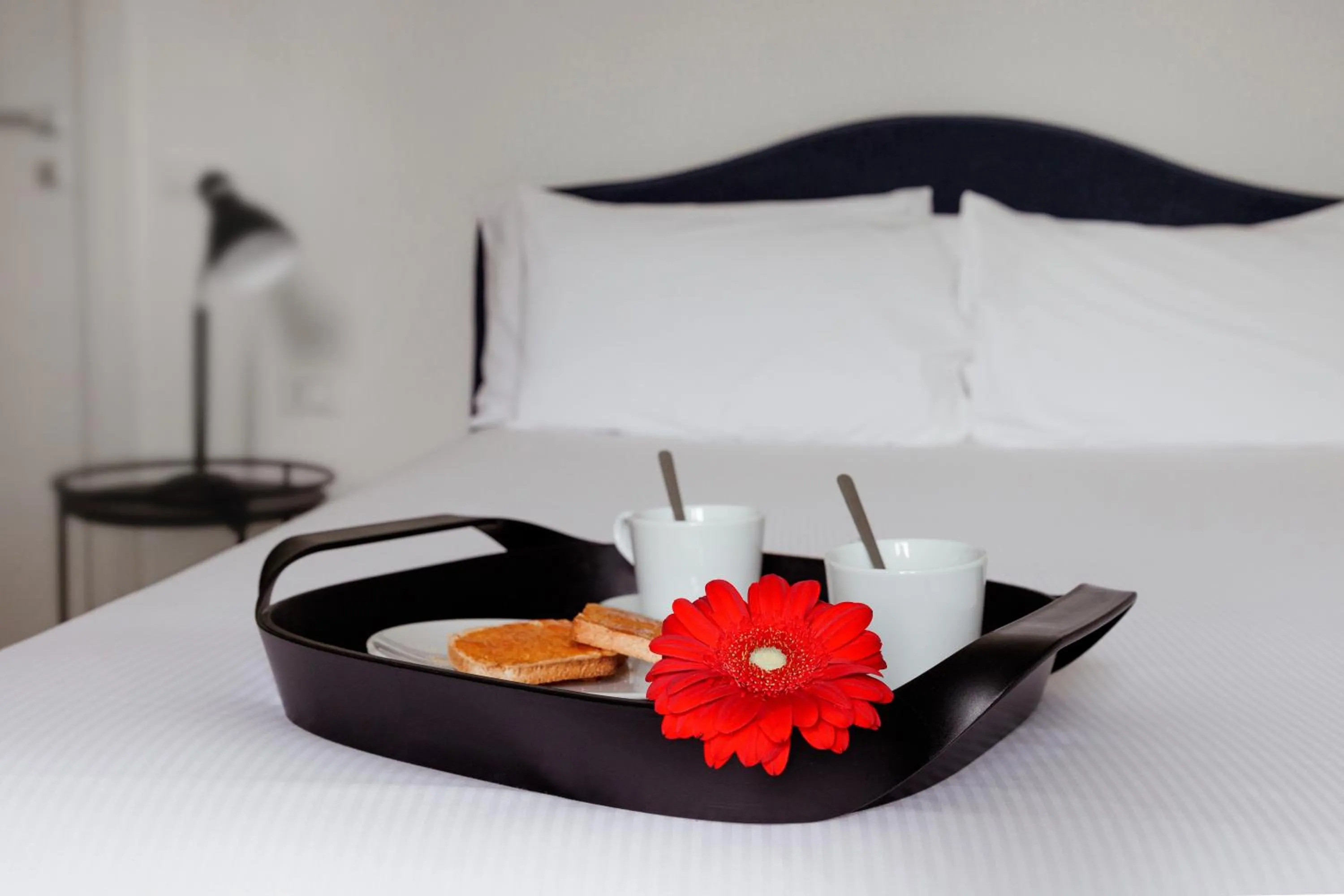 Photo of the whole room, Bed in Residence Piazza Giotti 8