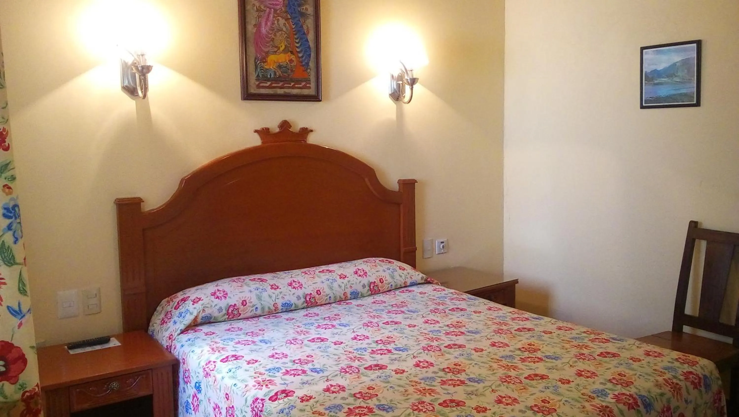 Bed in Hotel Posada del Rey