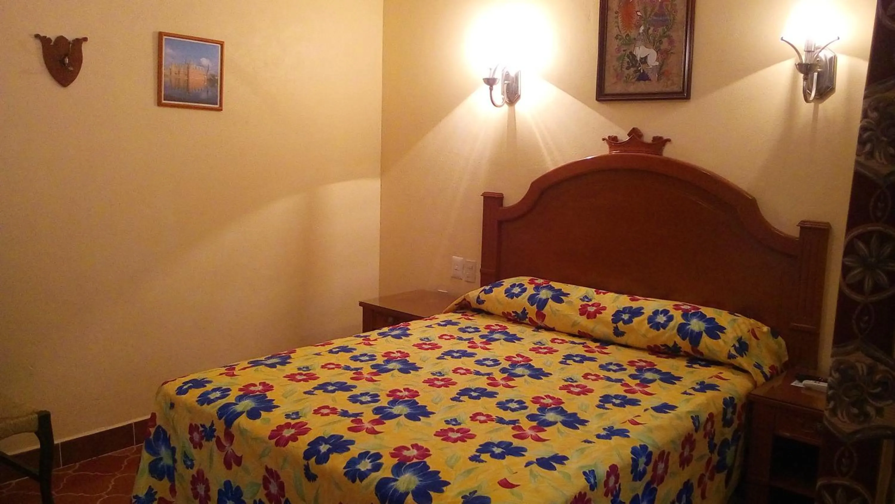 Bed in Hotel Posada del Rey