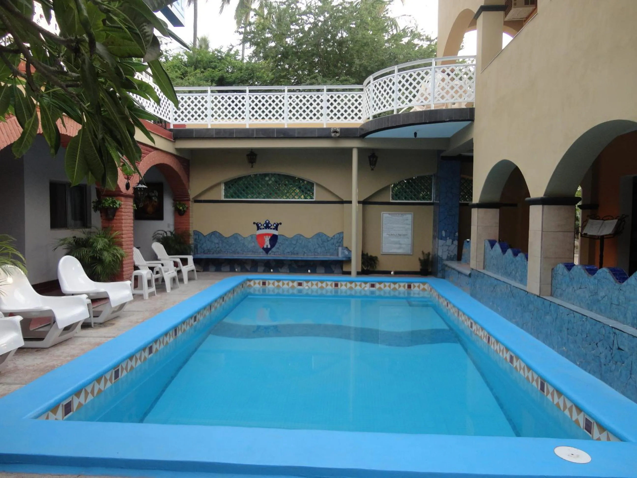 Swimming pool in Hotel Posada del Rey