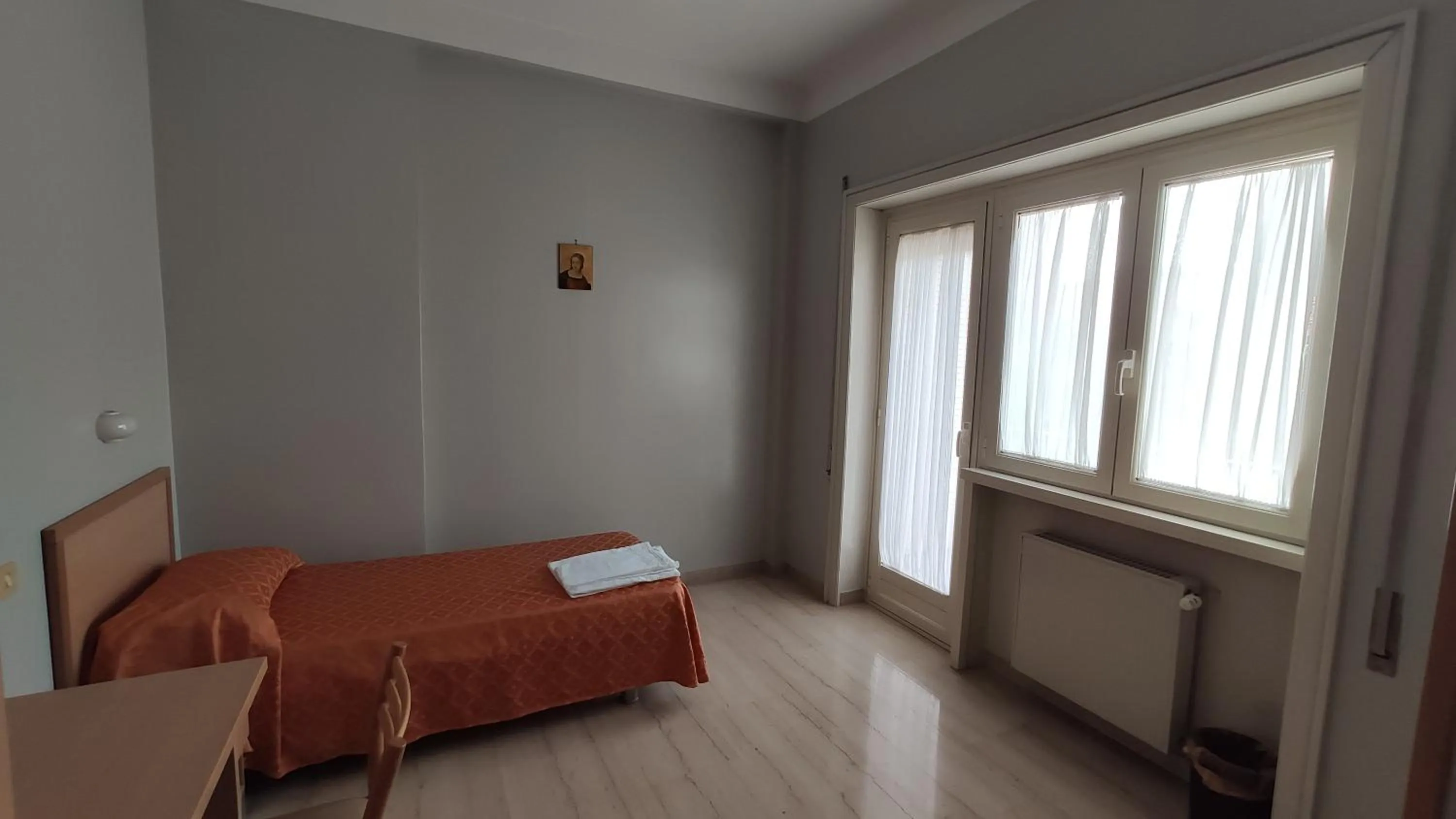 Bed in SAN JUAN DE RIBERA, Casa per Ferie