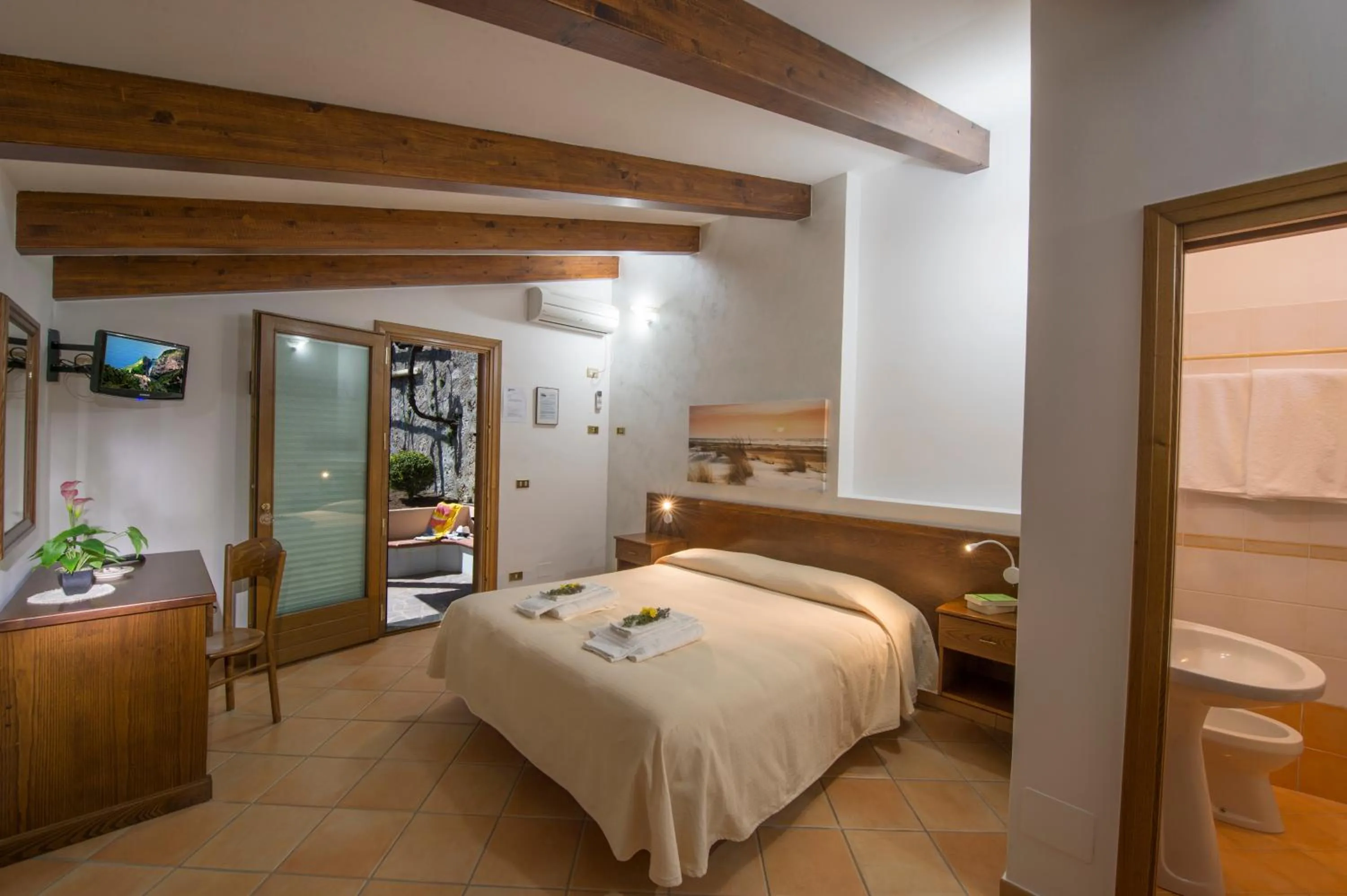 Bed in B&B Il Nespolo